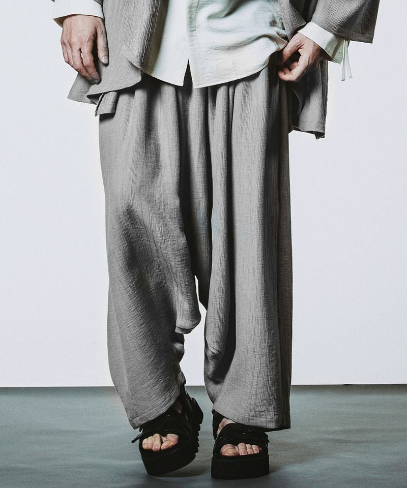 30%OFF【NO ID.(ノーアイディー)】ｼｭﾘﾝｸｻﾙｴﾙﾄﾗｳｻﾞｰｽﾞ パンツ(456006