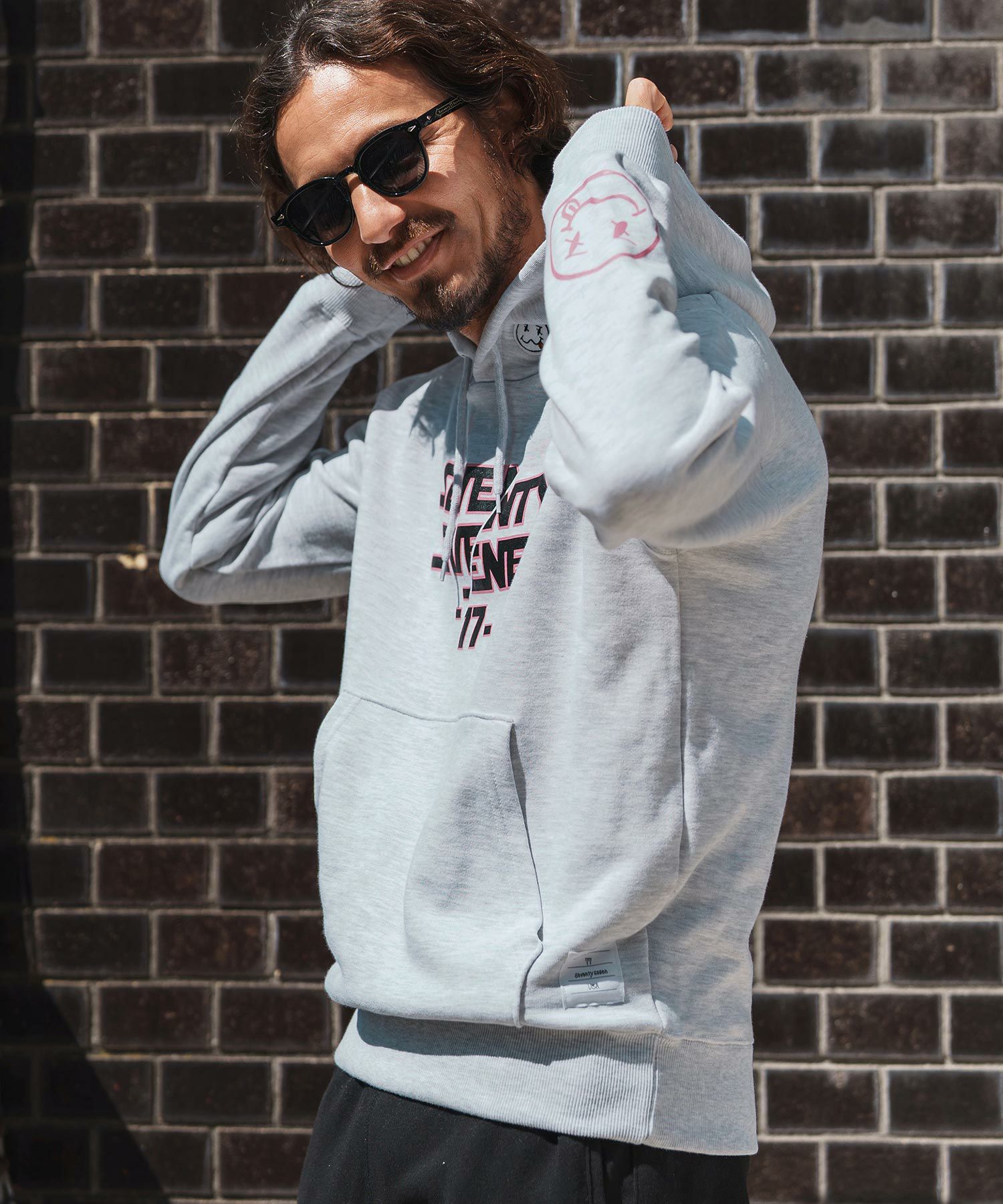 【ラッキーセブン】すの ソフビ 服 オーダー seventy seven(セブンティセブン)】middle onz sweat P-O hoodie