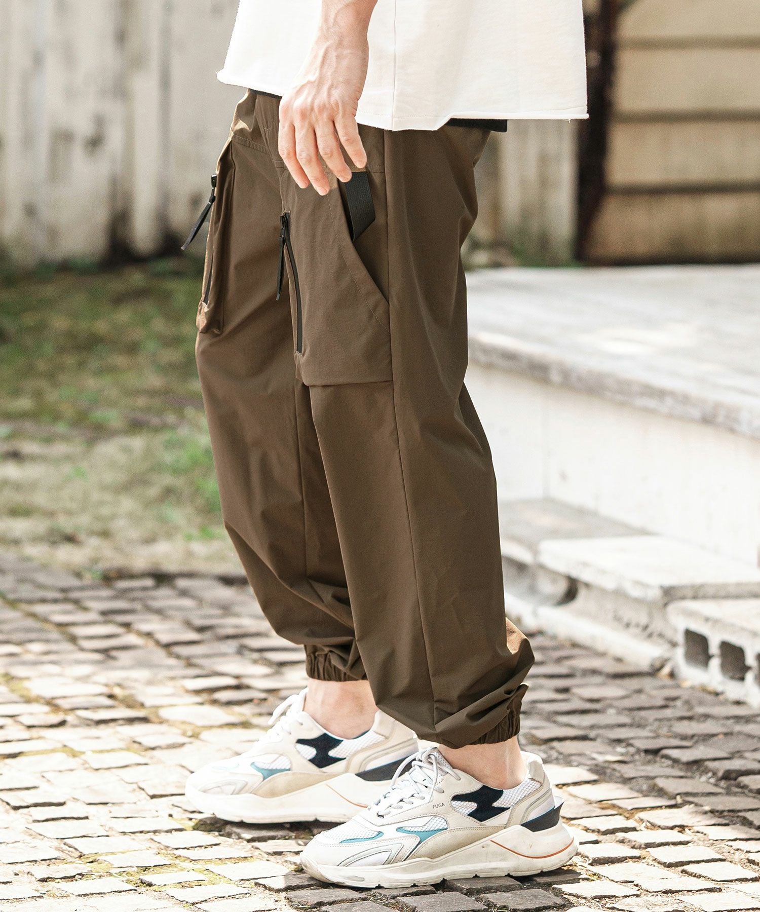50%OFF【CAMBIO(カンビオ)】撥水ナイロンストレッチキャンプパンツ