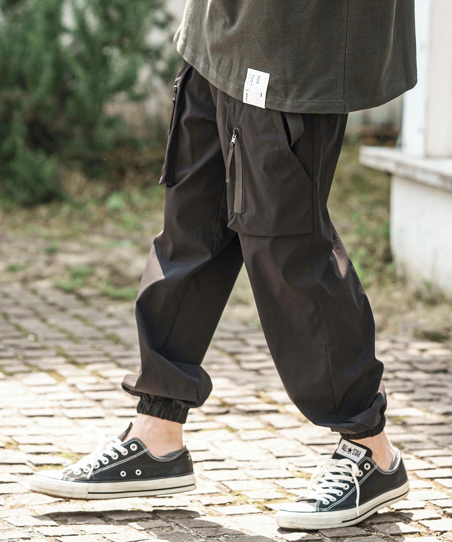 50%OFF【CAMBIO(カンビオ)】撥水ナイロンストレッチキャンプパンツ