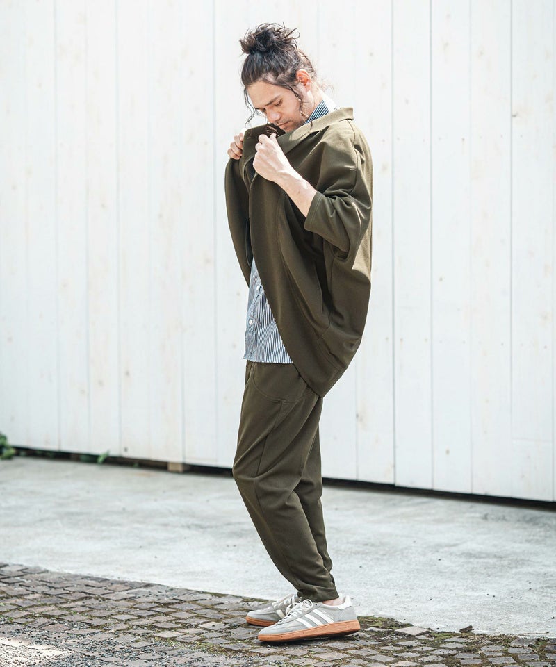 30%OFF【CAMBIO(カンビオ)】変形ドルマン梨地テーラードジャケット 