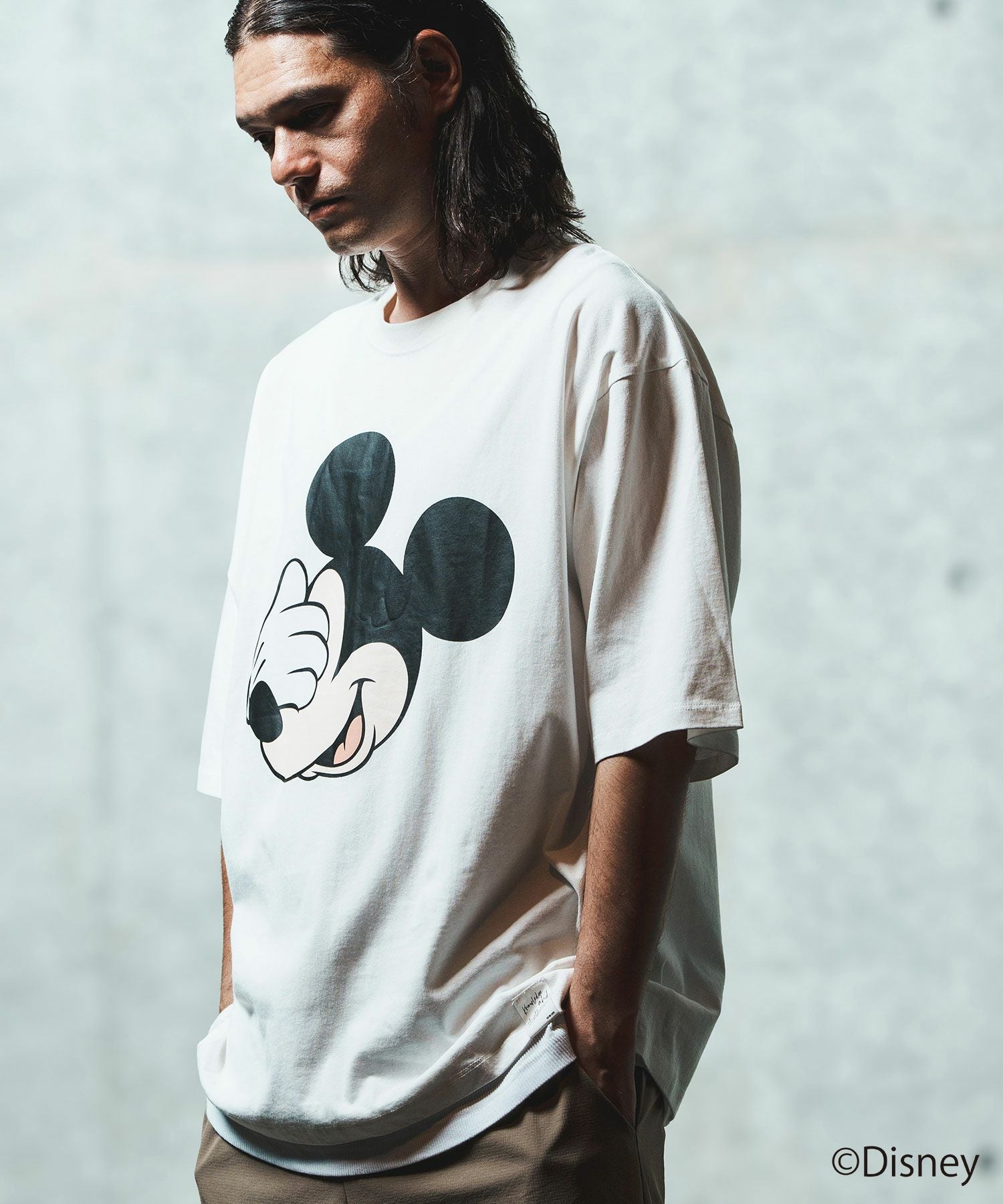【新品】GLIMCLAP グリムクラップ ミッキープリントTシャツ M 30%OFF【GLIMCLAP(グリムクラップ)】Printed T-shirtr-Mickey Mouse