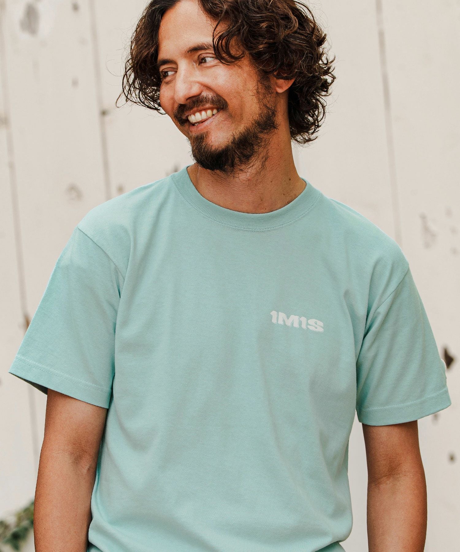 1minute 1second(ワンミニットワンセカンド)】Small bold print T