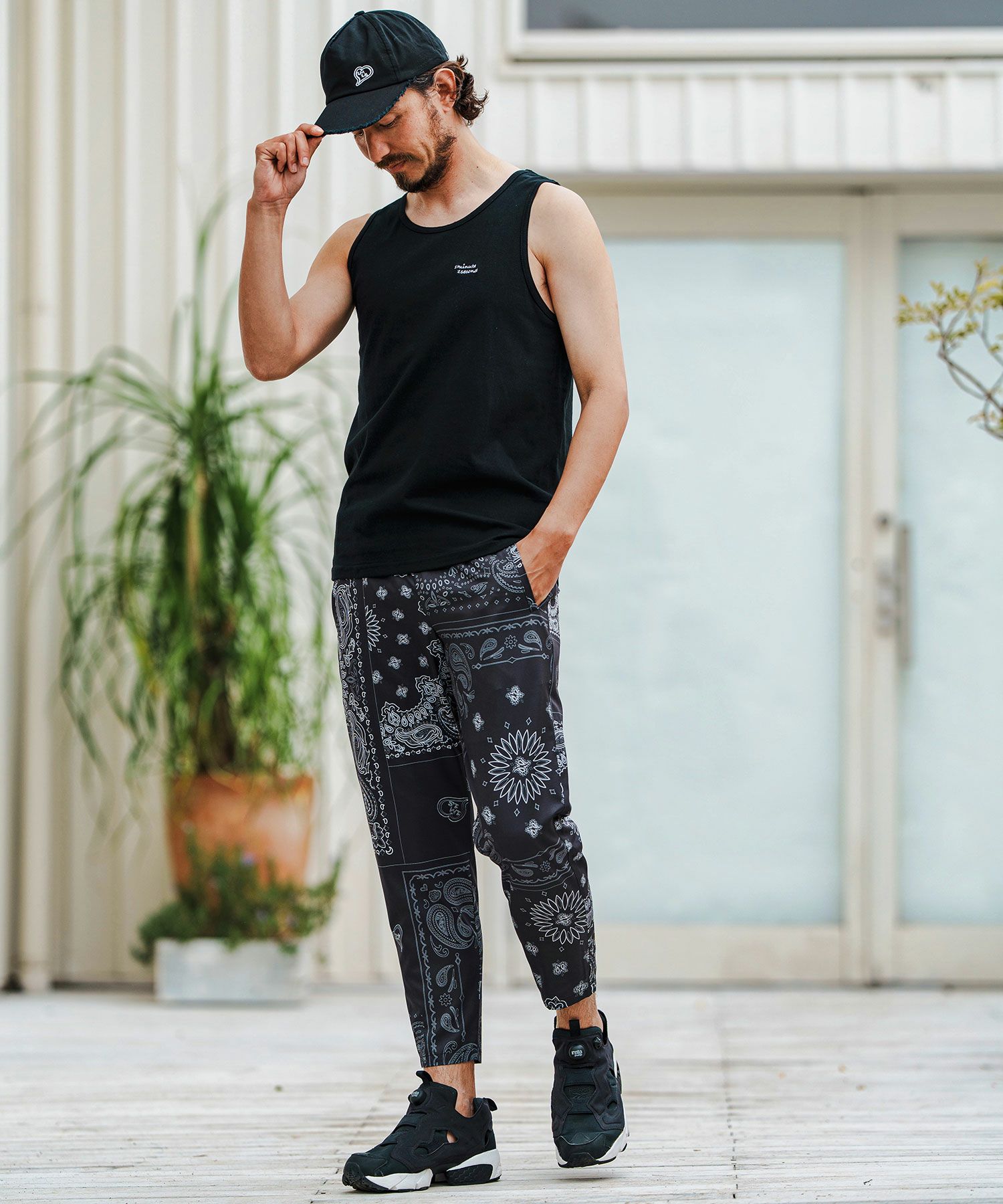 30%OFF【1minute 1second(ワンミニットワンセカンド)】cursive print
