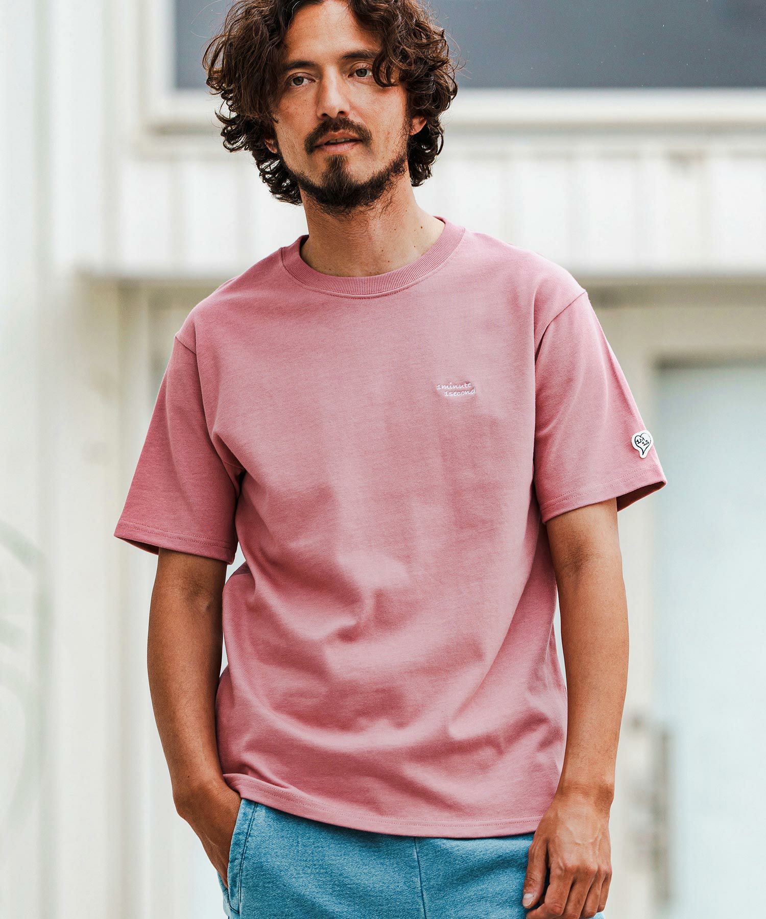 1minute 1second(ワンミニットワンセカンド)】cursive print polo