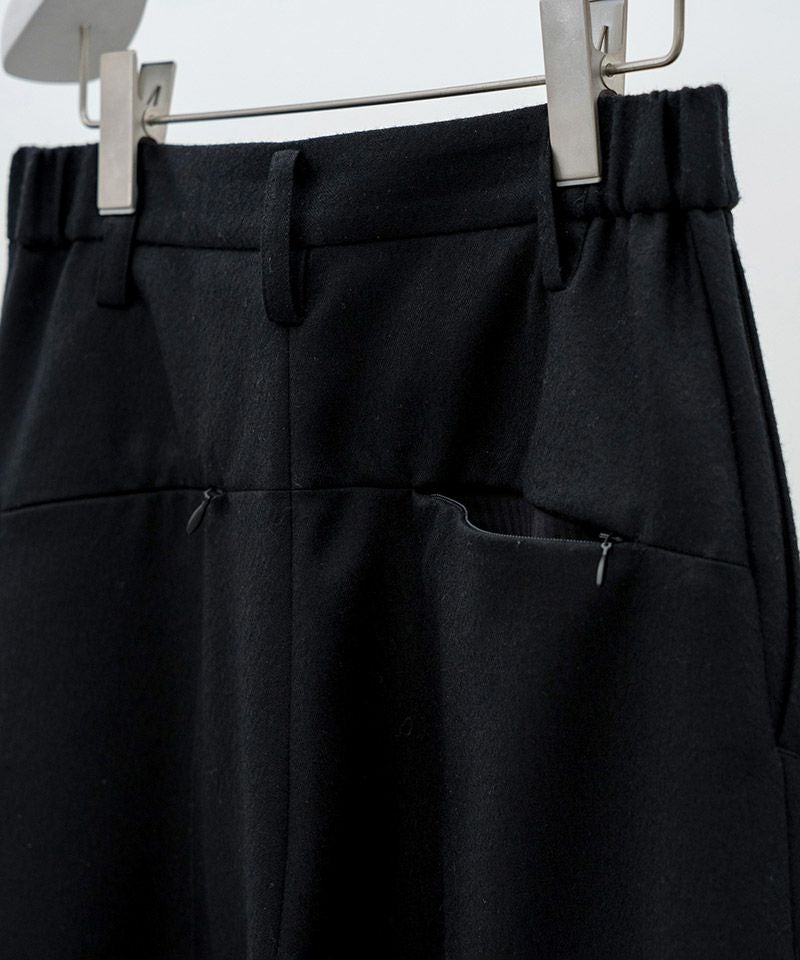 HATRA(ハトラ)】Dub Tailored Trousers タックパンツ(BT01-25fw