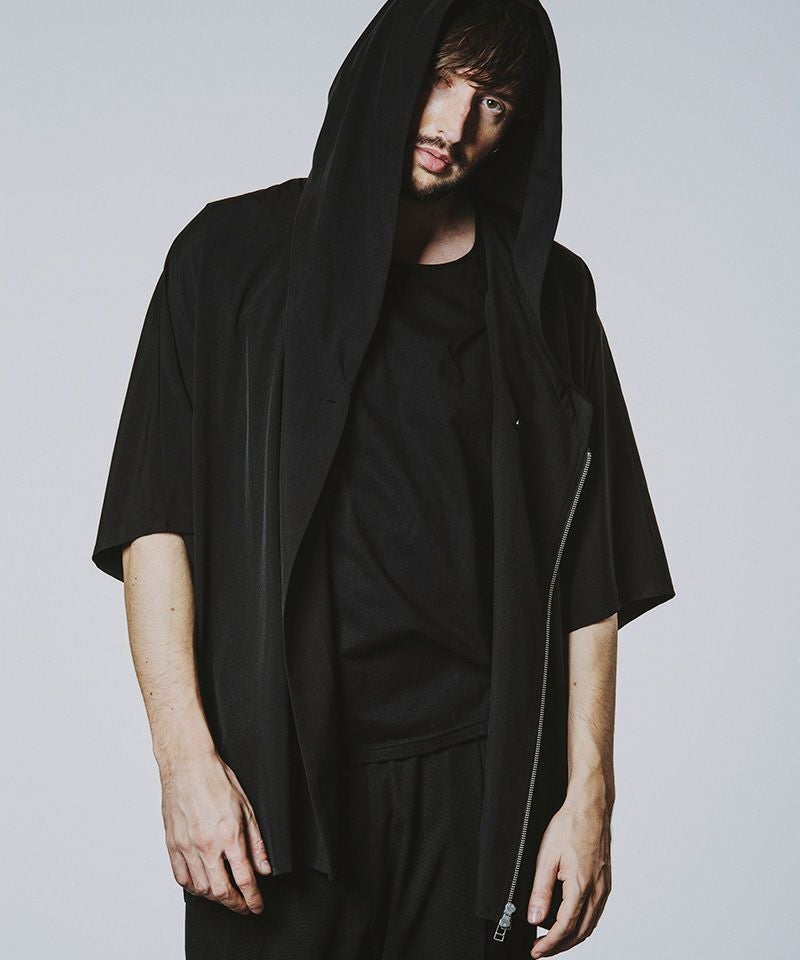 No.ID ノーアイディー　フード付き黒長袖カットソー 30%OFF【NO ID.(ノーアイディー)】ﾌｰﾄﾞﾄﾞﾙﾏﾝZIP BIG-SH シャツ(456006