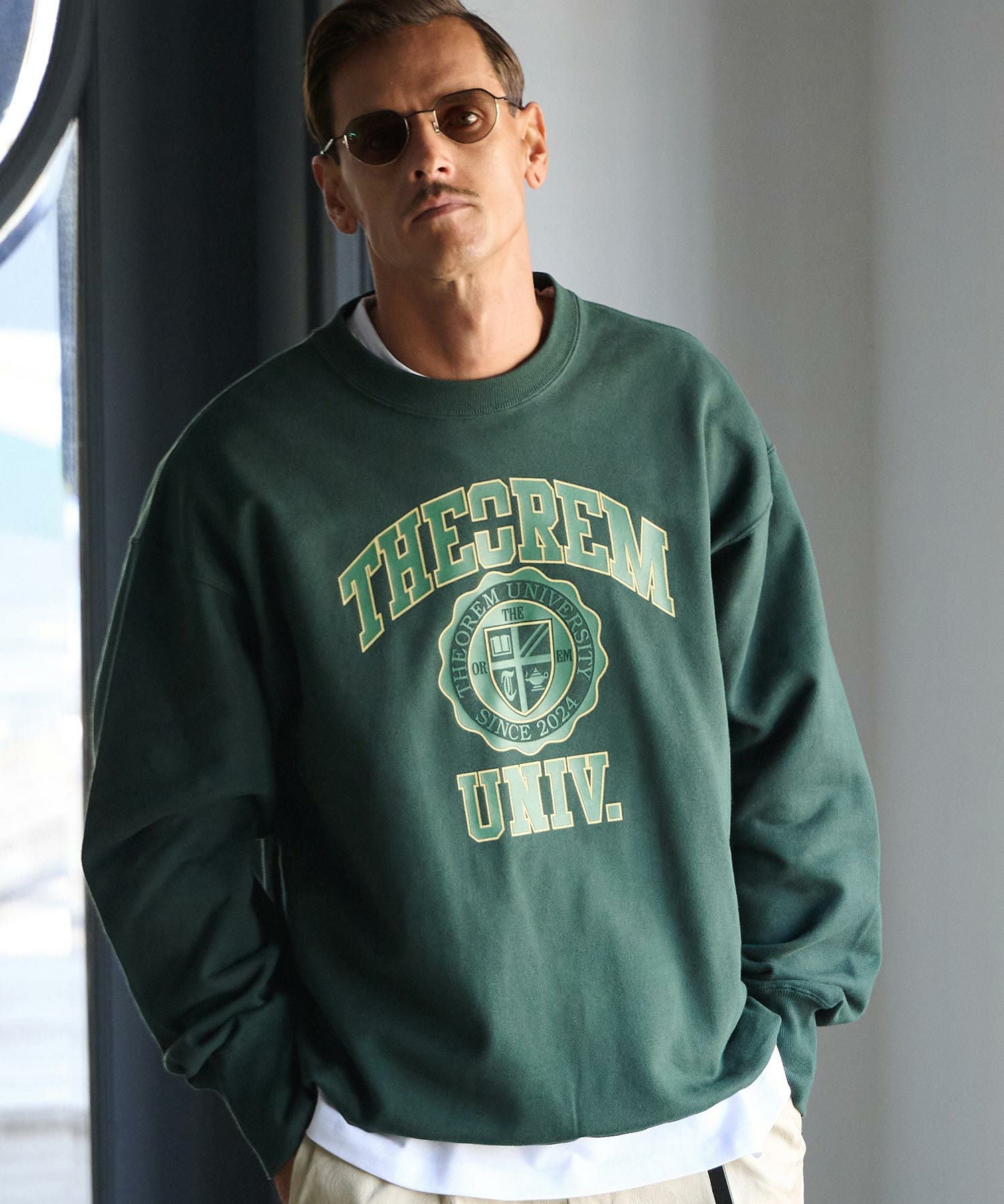 thetoe スウェット　グリーン 50%OFF【THEOREM(セオレム)】Printed College Sweat スウェット(TRM25