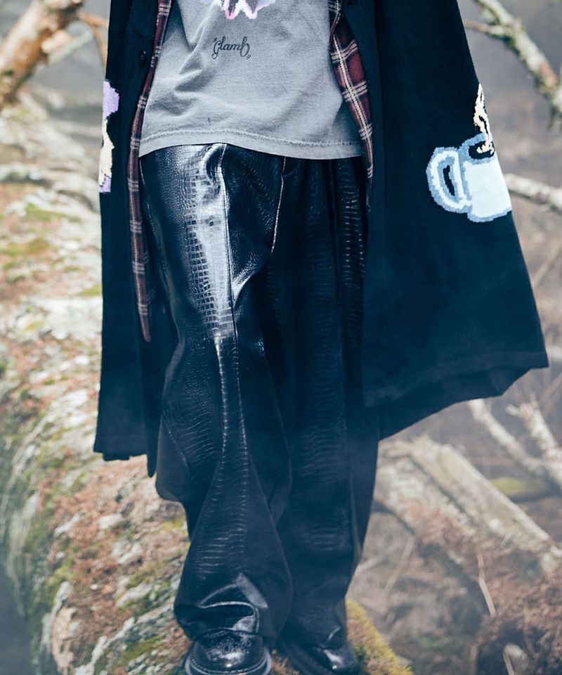 glamb(グラム)】Synth Leather Baggy Slacks シンセレザーバギー