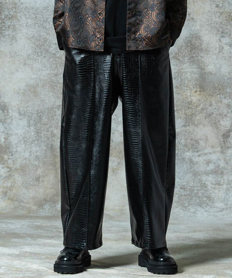glamb(グラム)】Synth Leather Baggy Slacks シンセレザーバギー