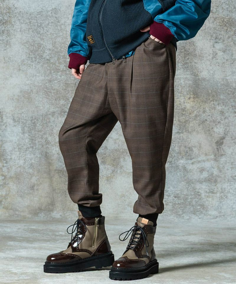 glamb(グラム)】Deformed Jogger Pants デフォームジョガーパンツ