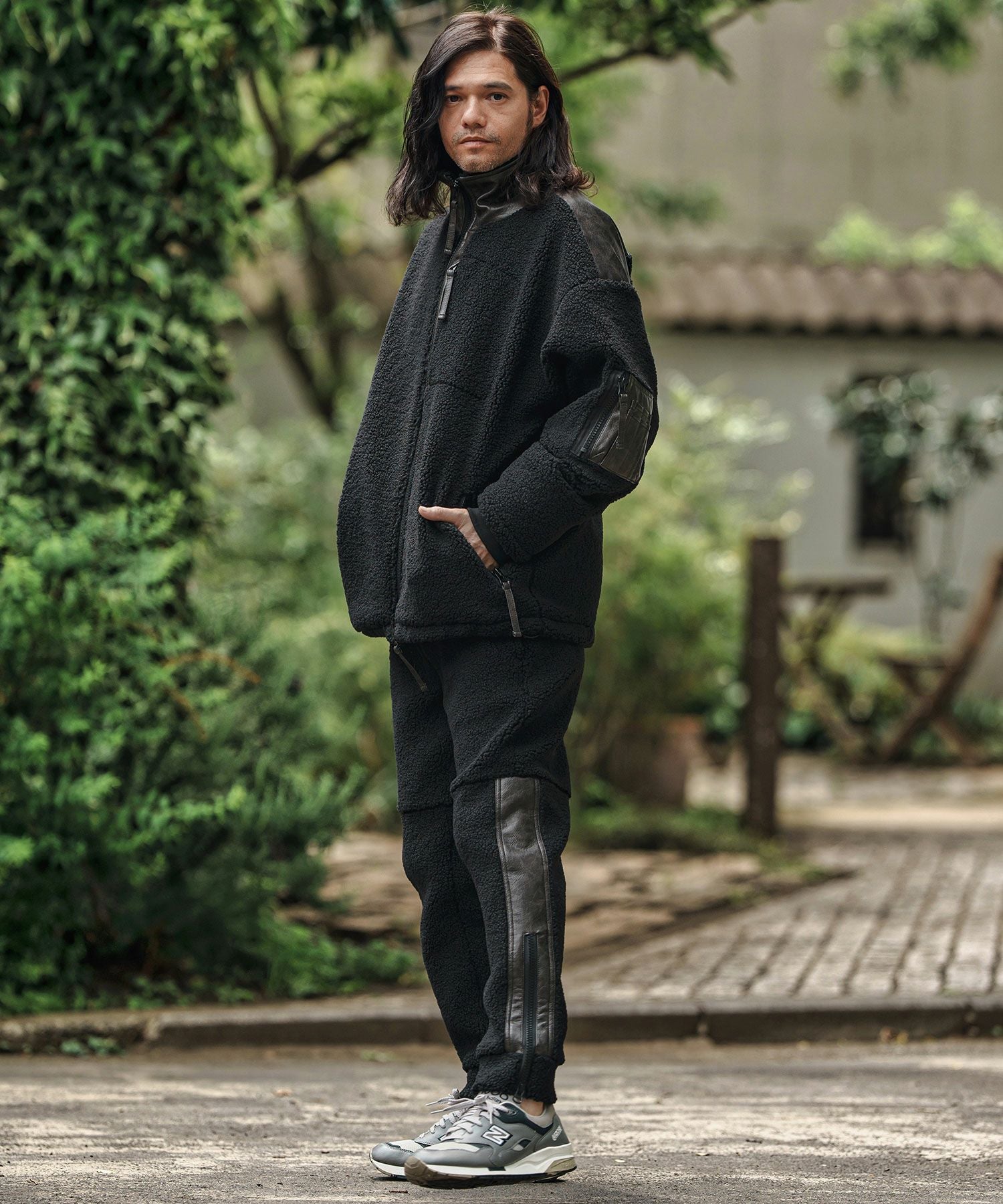 CAMBIO(カンビオ)】Sheep Like Boa Synthetic Leather Side Zip Jogger