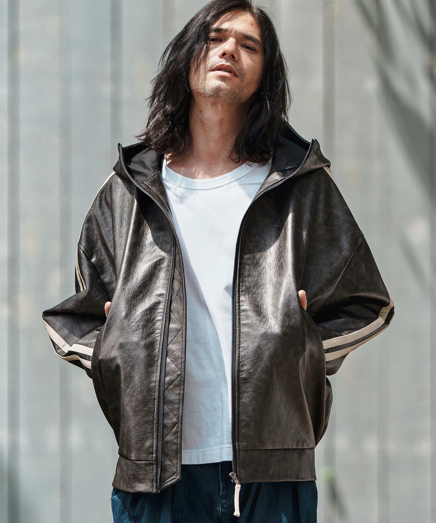 CAMBIO(カンビオ)】Vintage Like Synthetic Leather Volume Neck Short