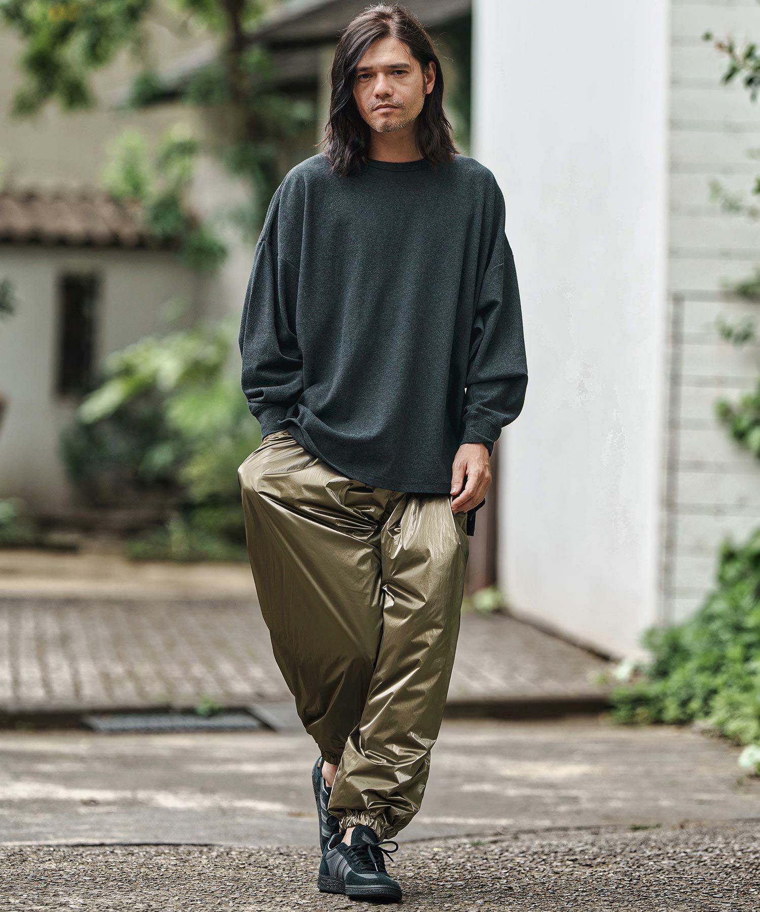 CAMBIO(カンビオ)】Metallic Coating Jogger Pants ジョガーパンツ(MIU