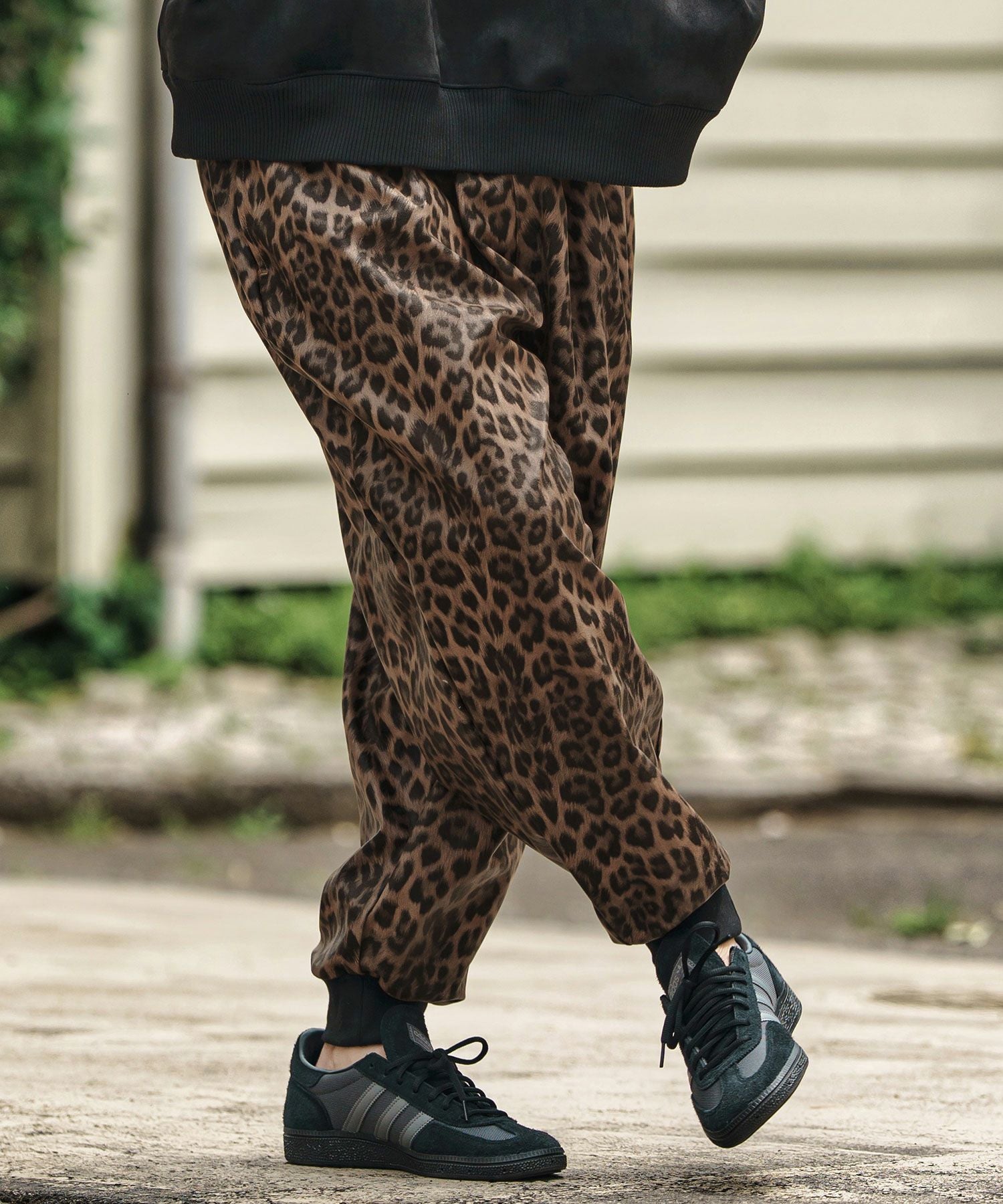 CAMBIO(カンビオ)】Leopard Synthetic Leather Jogger Pants レザー