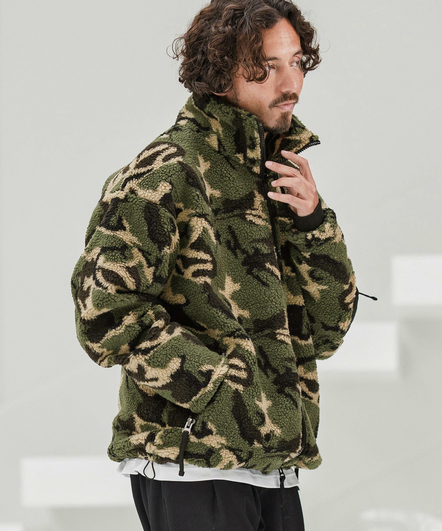 CAMBIO(カンビオ)】Camouflage Sheep Like Boa Jacket ボアジャケット
