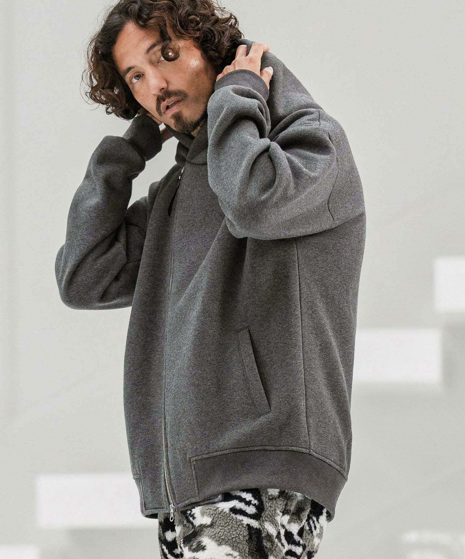 CAMBIO(カンビオ)】Brushed Lining Sweat Diagonal Zipper Design
