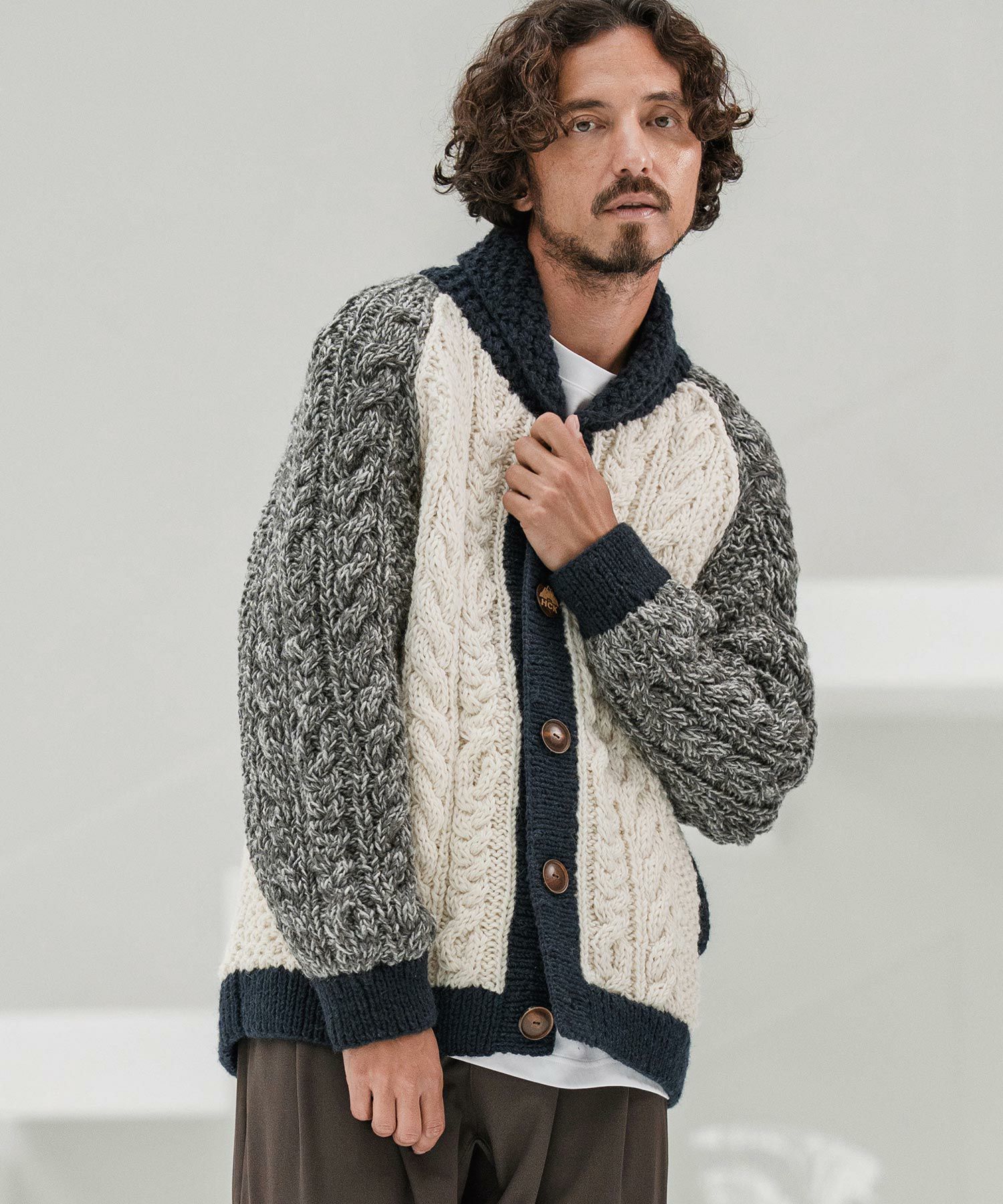 カンビオHIMALAYAN CLIMBER'S HAND-KNIT カーディガン CAMBIO(カンビオ)】【HIMALAYAN CLIMBERS HAND-KNIT別注】手編み色