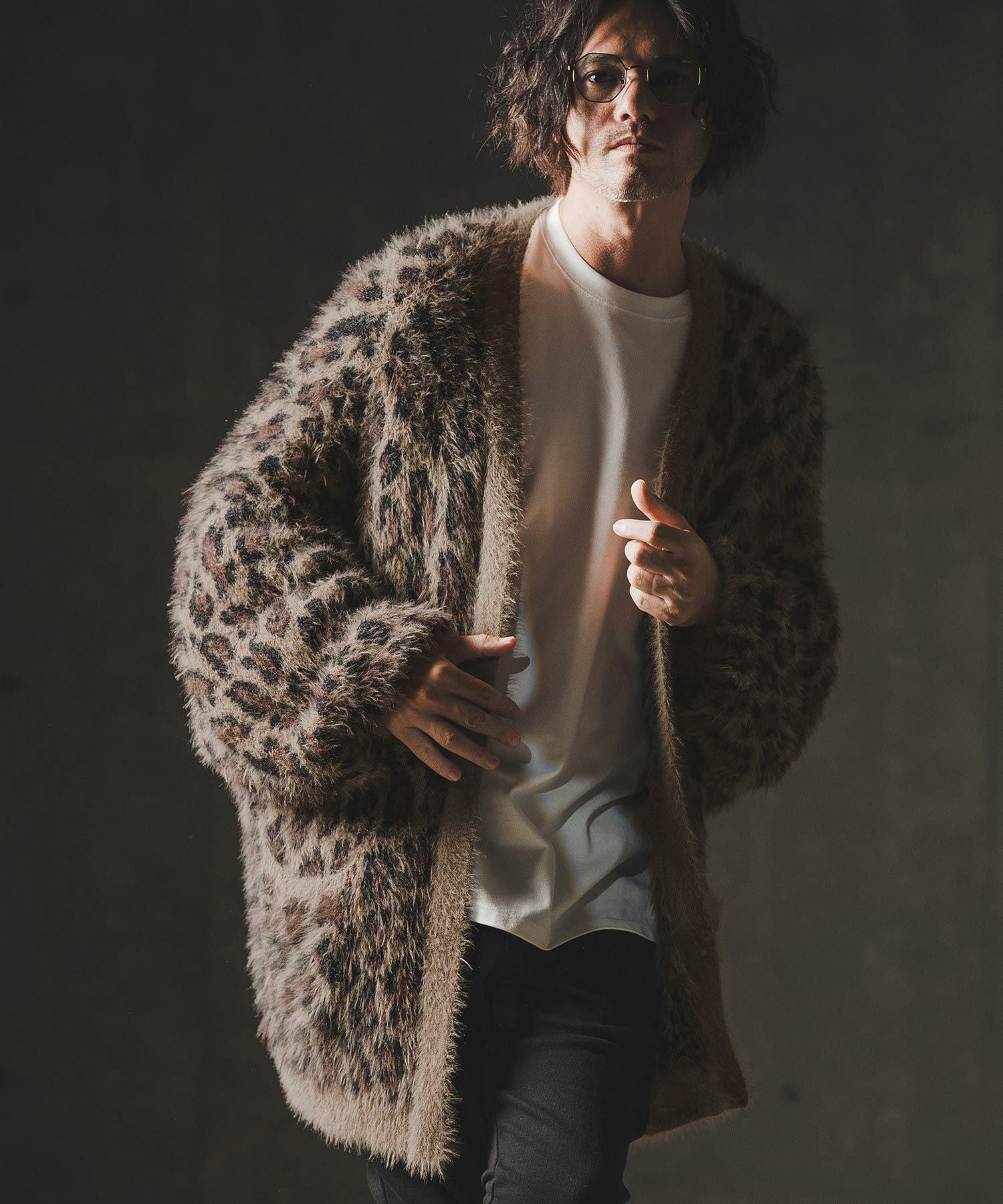 GLIMCLAP(グリムクラップ)】Minimai detail cardigan -Leopard feather