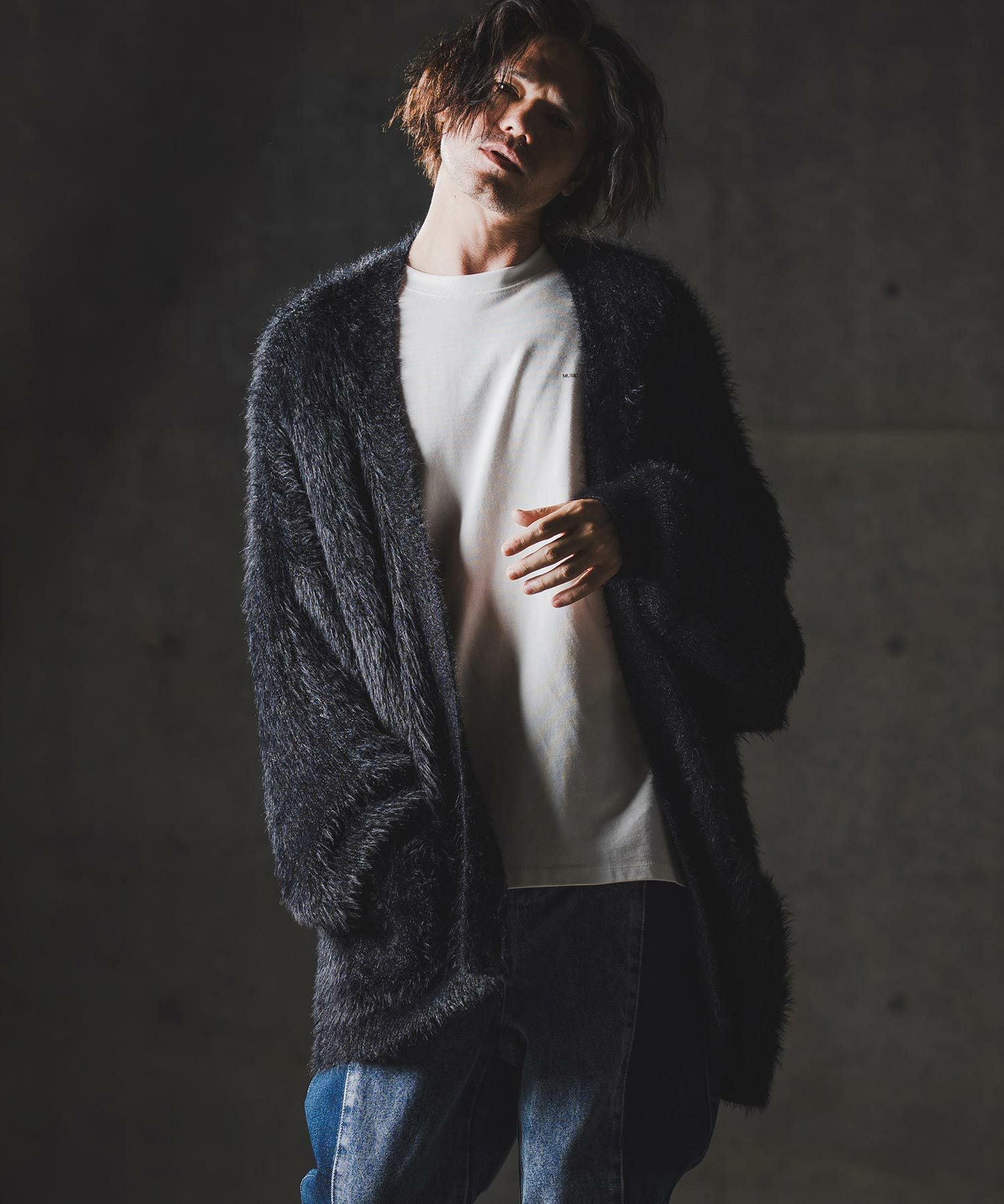 GLIMCLAP(グリムクラップ）　ニットロングカーディガン　ブラック GLIMCLAP(グリムクラップ)】Minimai detail cardigan -Feather yarn