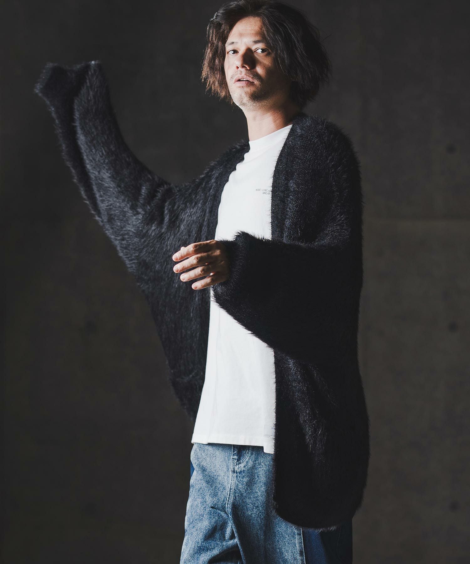 GLIMCLAP(グリムクラップ）　ニットロングカーディガン　ブラック GLIMCLAP(グリムクラップ)】Minimai detail cardigan -Feather yarn