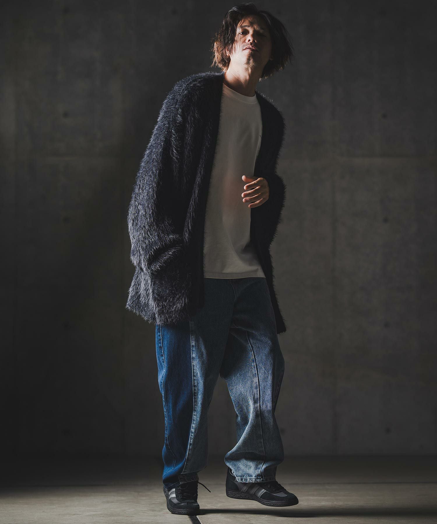 GLIMCLAP(グリムクラップ)】Minimai detail cardigan -Feather yarn
