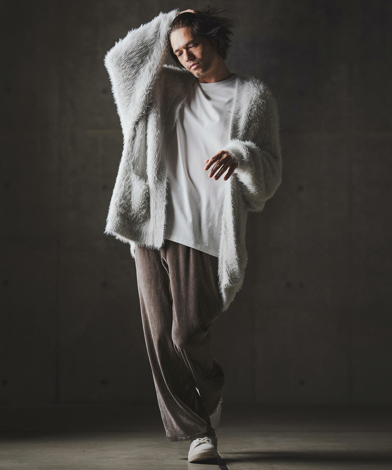 GLIMCLAP(グリムクラップ)】Velour fabric wide-leg trousers ベロア