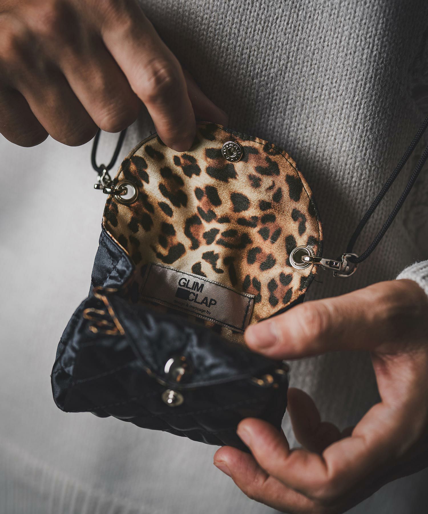 GLIMCLAP(グリムクラップ)】Two pockets design mini bag-Mini diamond