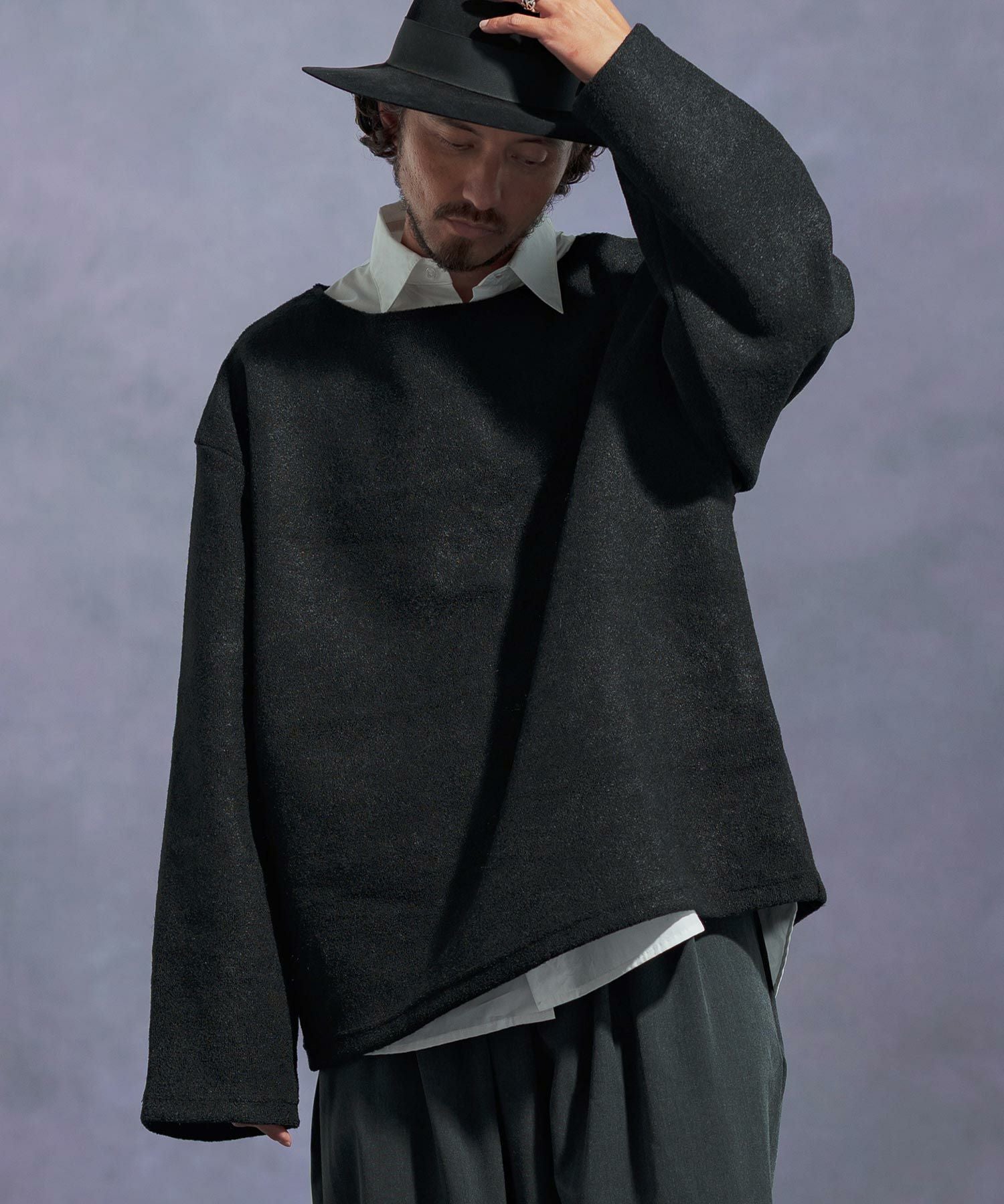 Jih Nunc(ジーヌンク)】ボートネックルーズシルエット起毛カットソー