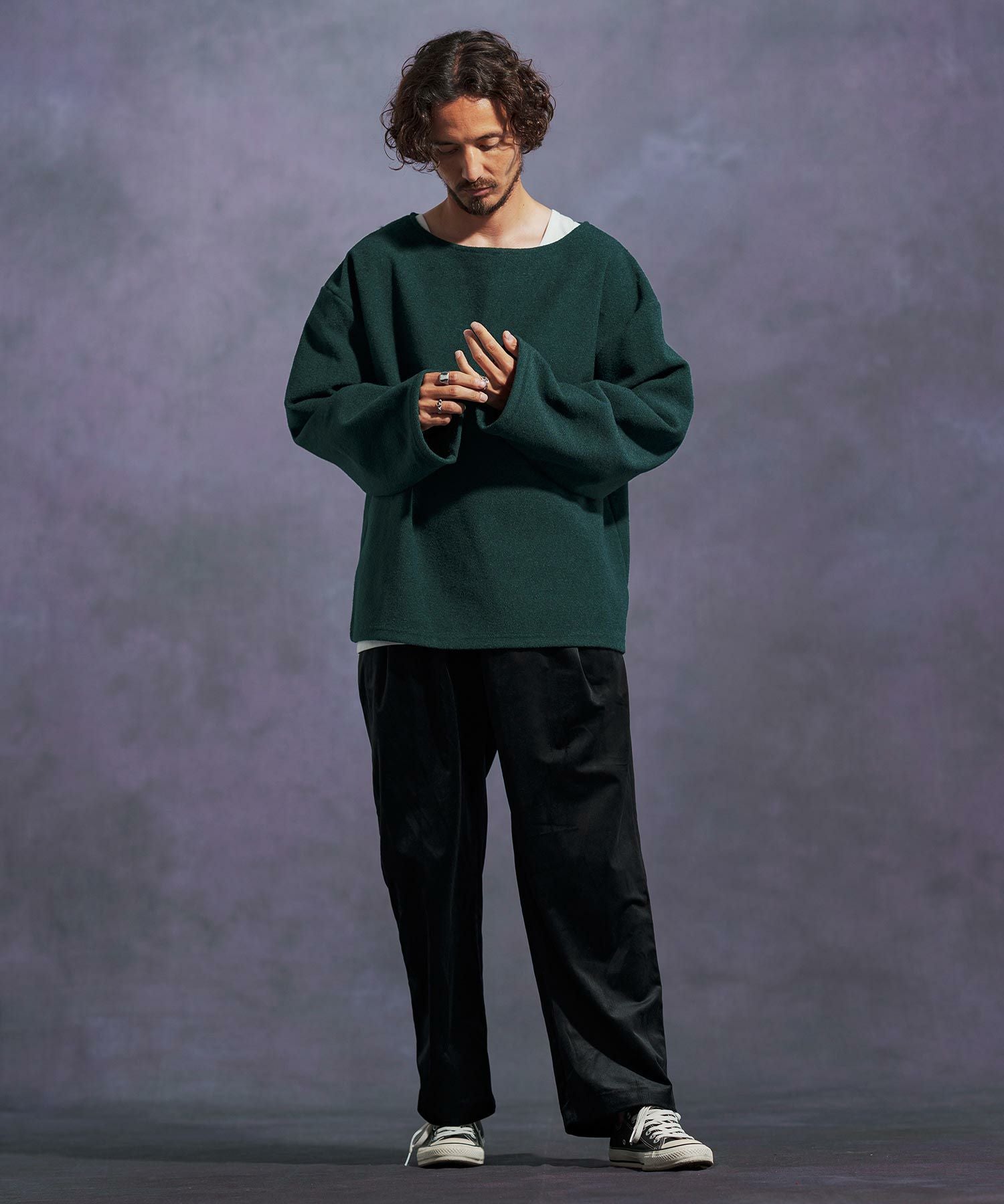 Jih Nunc(ジーヌンク)】ボートネックルーズシルエット起毛カットソー