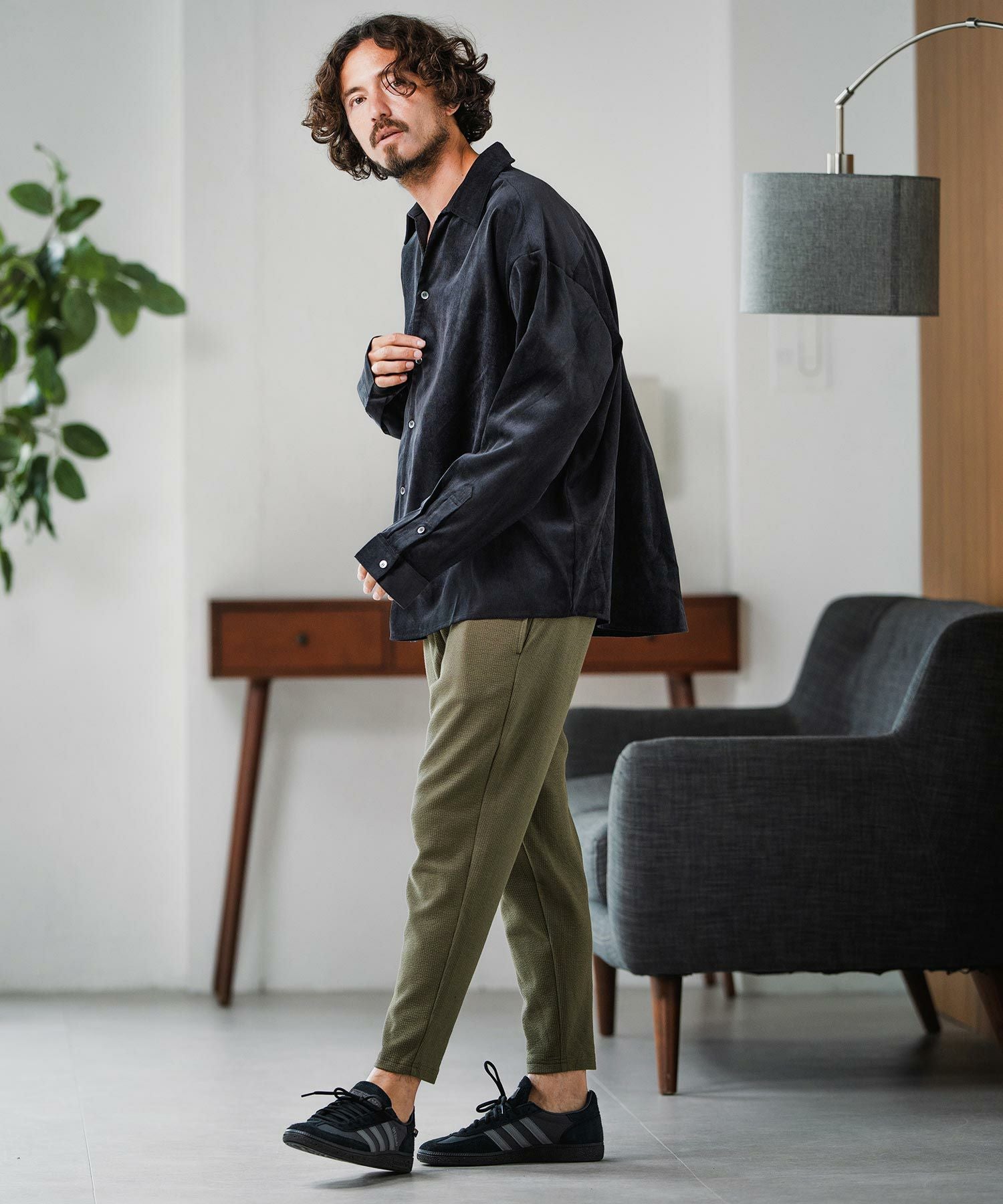 【Magine】コーデュロイ スキッパー シャツ ブラック　Cambio Magine(マージン)】Corduroy Skipper Shirt スキッパーシャツ(MGN-253