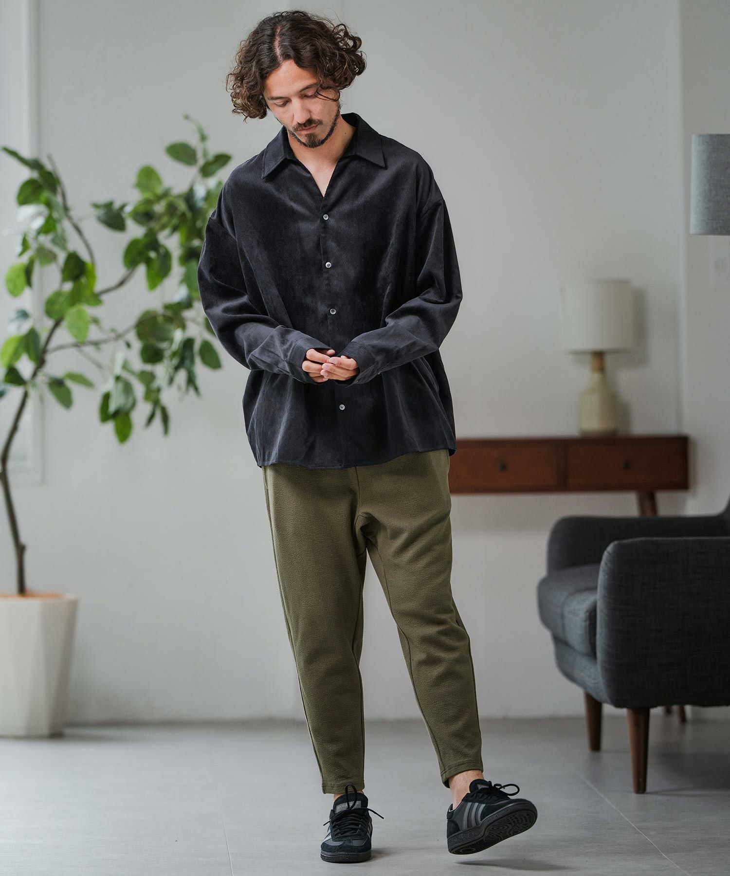 【Magine】コーデュロイ スキッパー シャツ ブラック　Cambio Magine(マージン)】Corduroy Skipper Shirt スキッパーシャツ(MGN-253