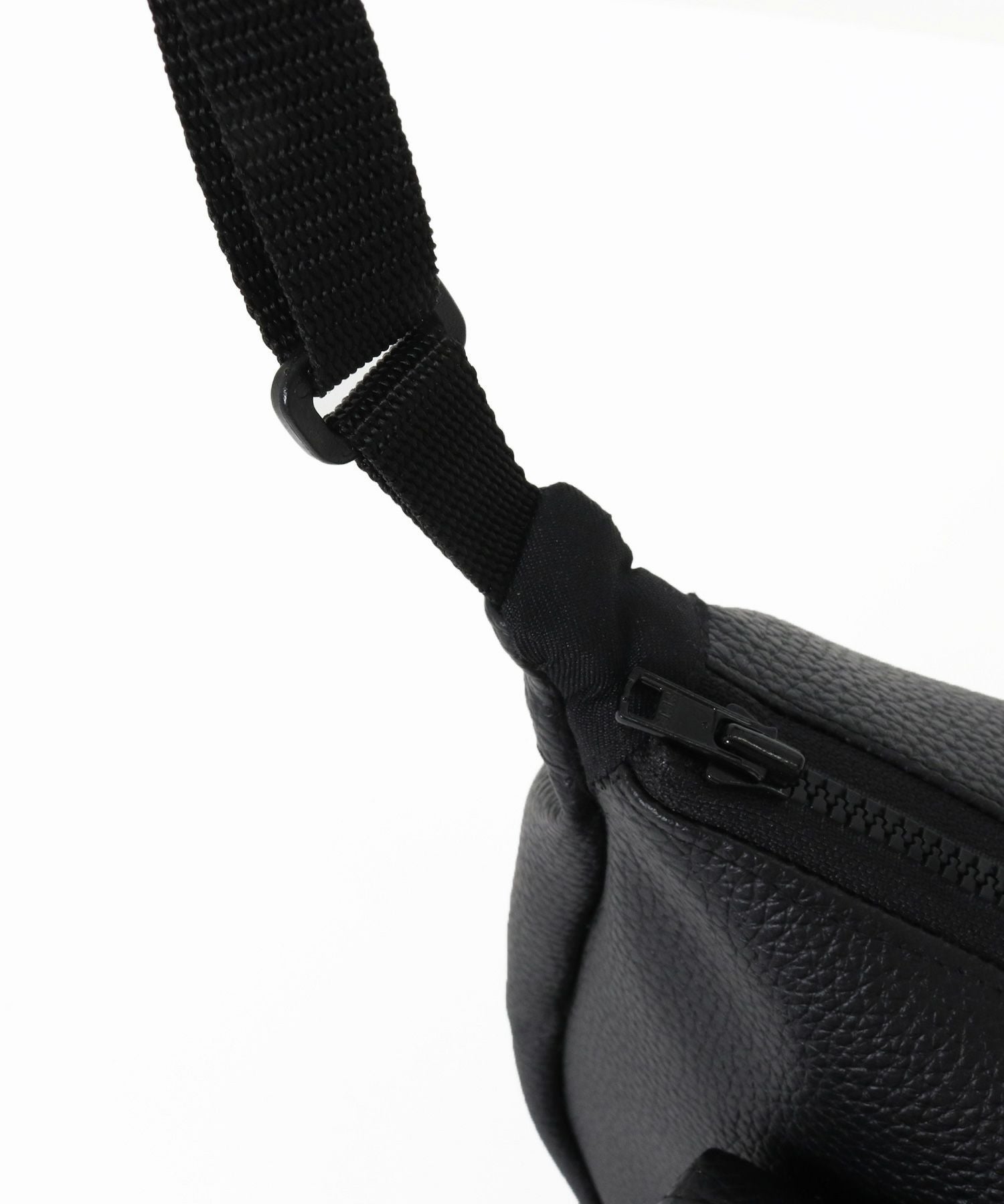 Magine(マージン)】Synthetic Leather Mini Shoulder Bag ミニ