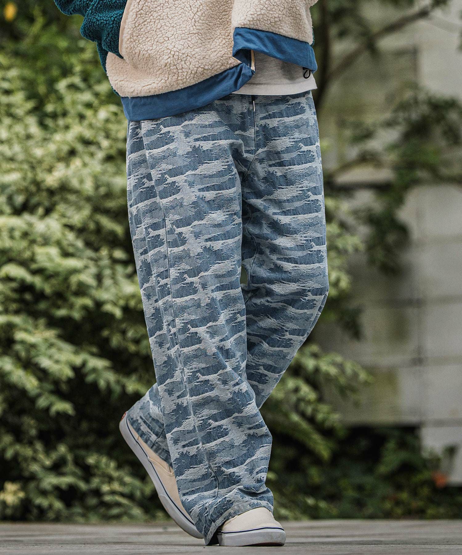 D75の3枚 ユニクロ UNIQLO デニムワイドアンクルパンツ ブラック Lサイズ