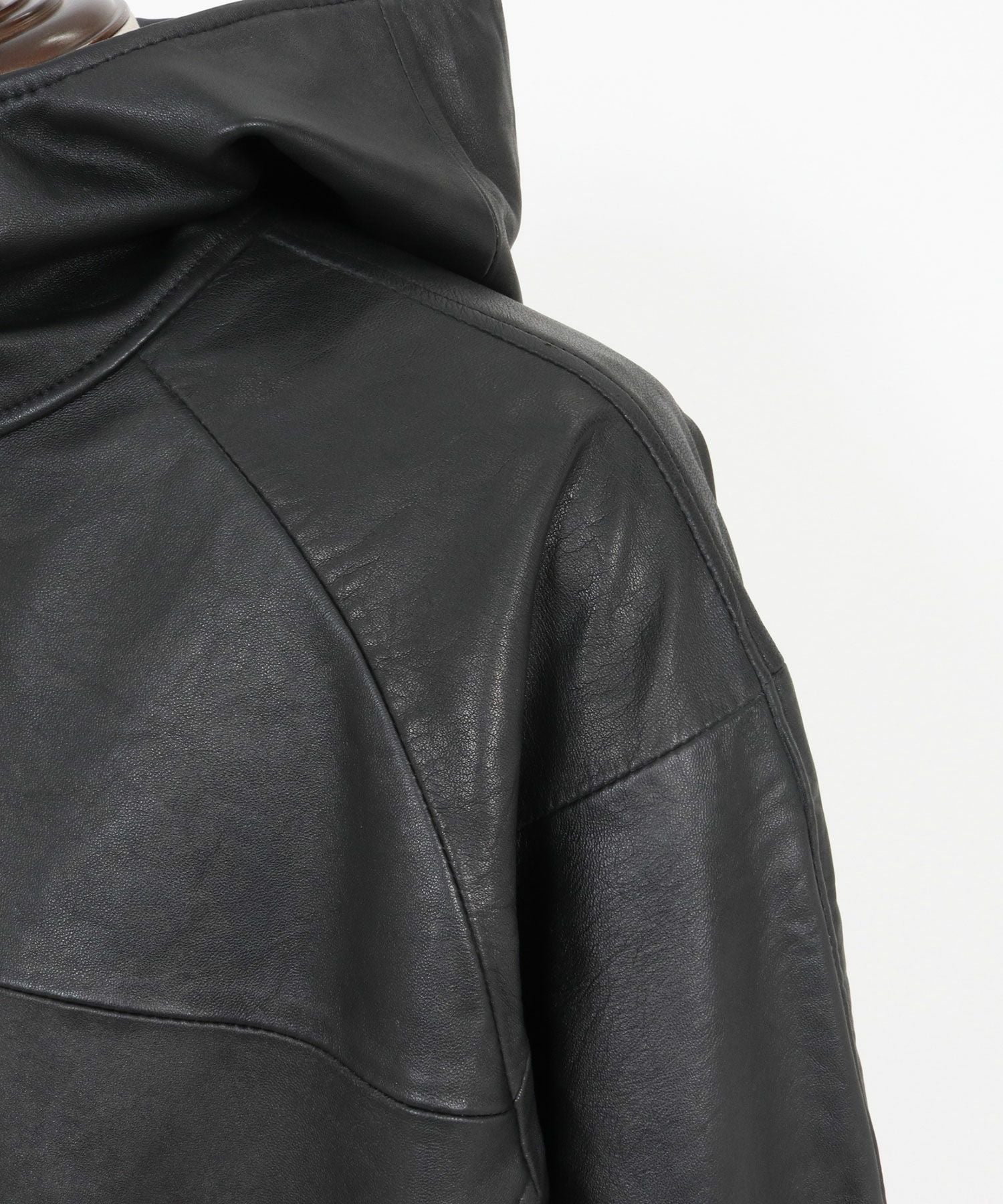 CAMBIO（カンビオ） ブラックレザーフードジャケット Lサイズ CAMBIO(カンビオ)】Oversized Re Product Leather Hooded Jacket
