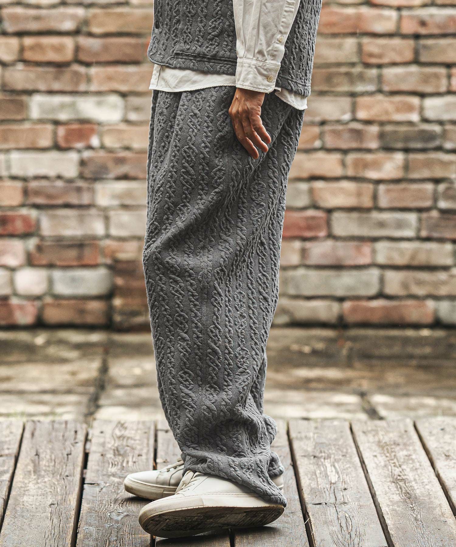 CAMBIO(カンビオ)】ストレッチケーブルキルティングバルーンイージー