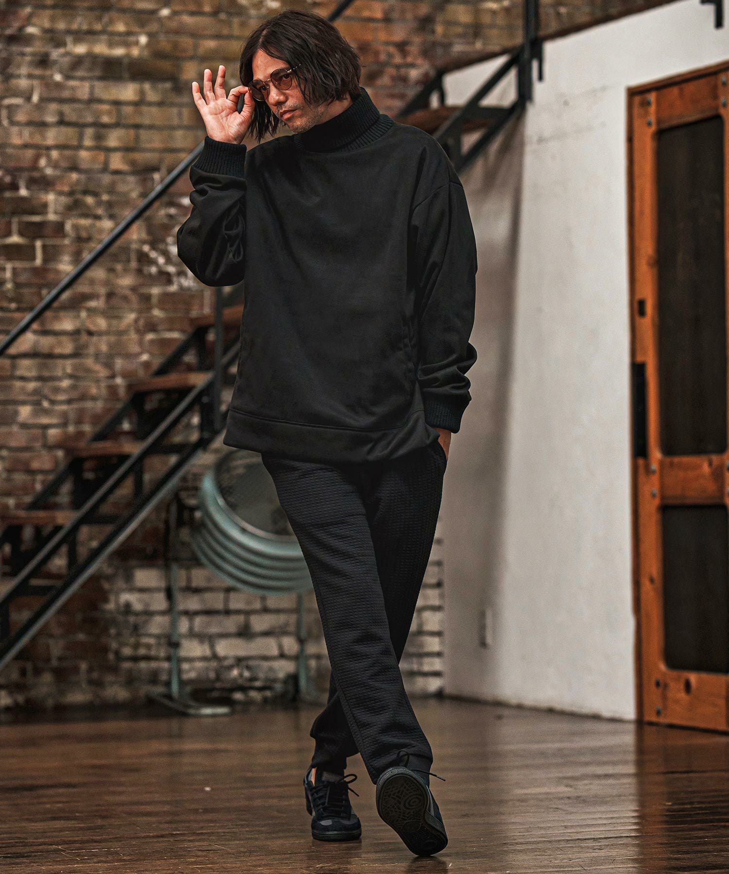 CAMBIO(カンビオ)】裏フリーススウェードポンチリブタートルネック