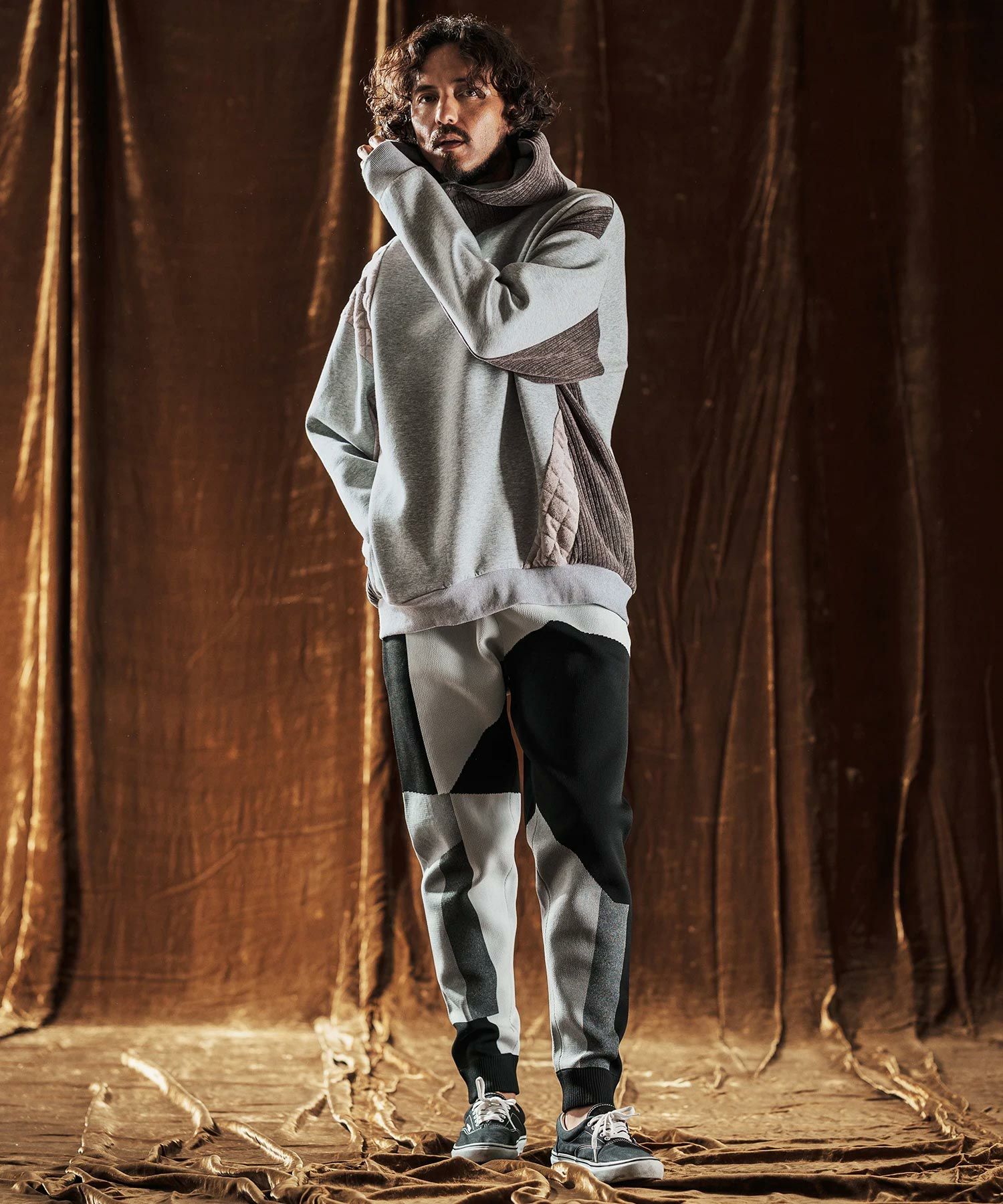 ANGENEHM(アンゲネーム)】Switching Design Oversized Hoodie プル
