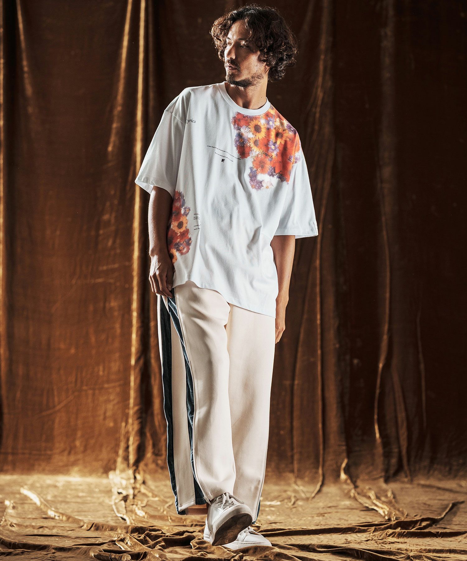 ANGENEHM(アンゲネーム)】Printed T-shirt -Botanical Art- Tシャツ