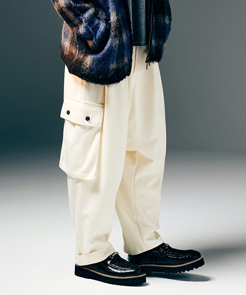 glamb(グラム)】Structure Tuck Cargo Pants ストラクチャータック