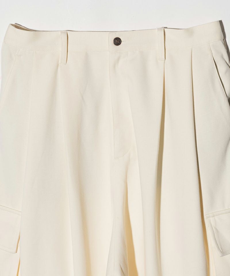 glamb(グラム)】Structure Tuck Cargo Pants ストラクチャータック