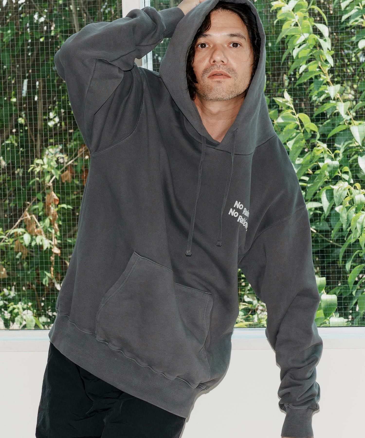 No Rain No Rainbow(ノーレインノーレインボー)】logo print pigment