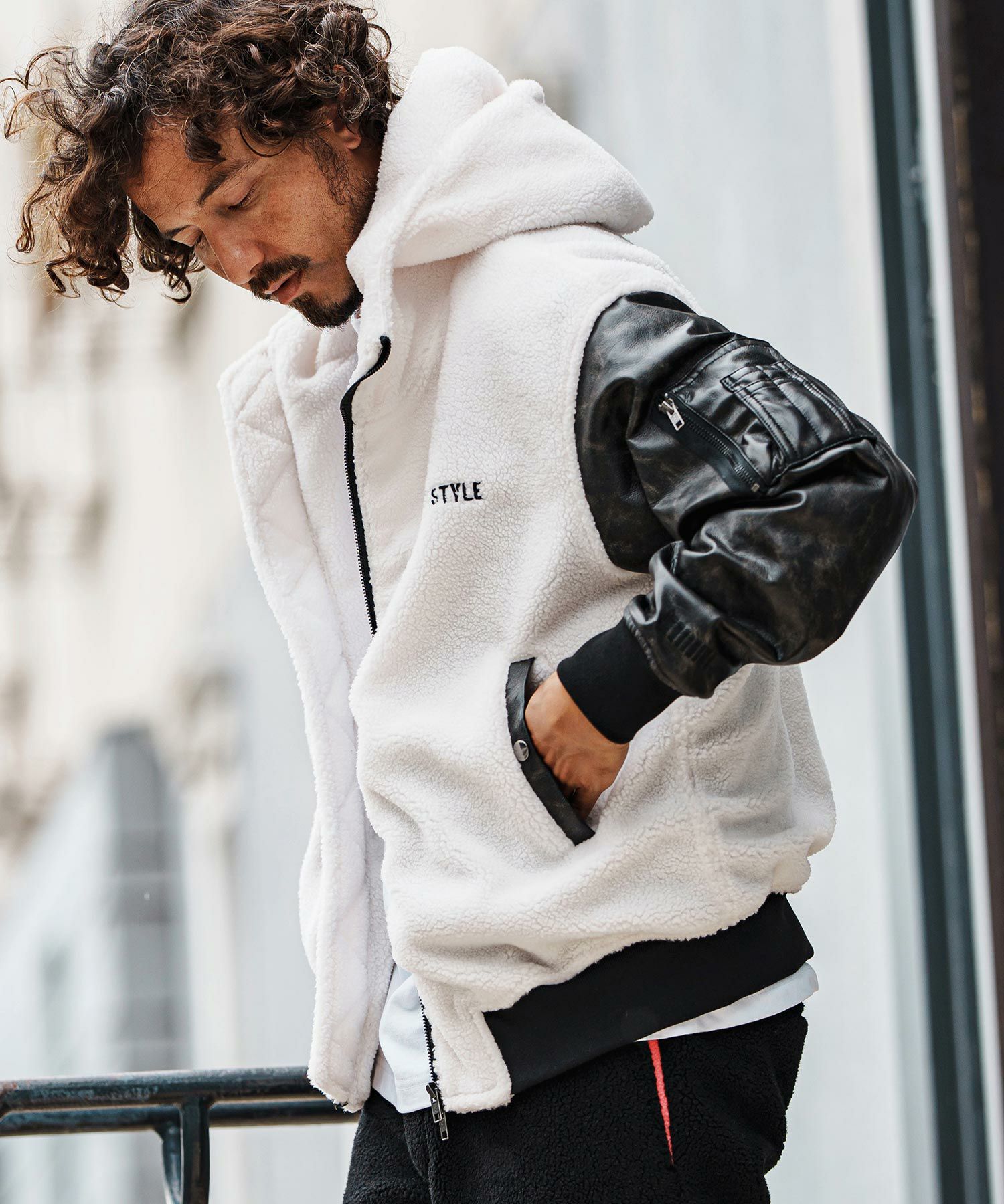 felkod(フィルコッド)】Synthetic Leather Combination Boa Hooded