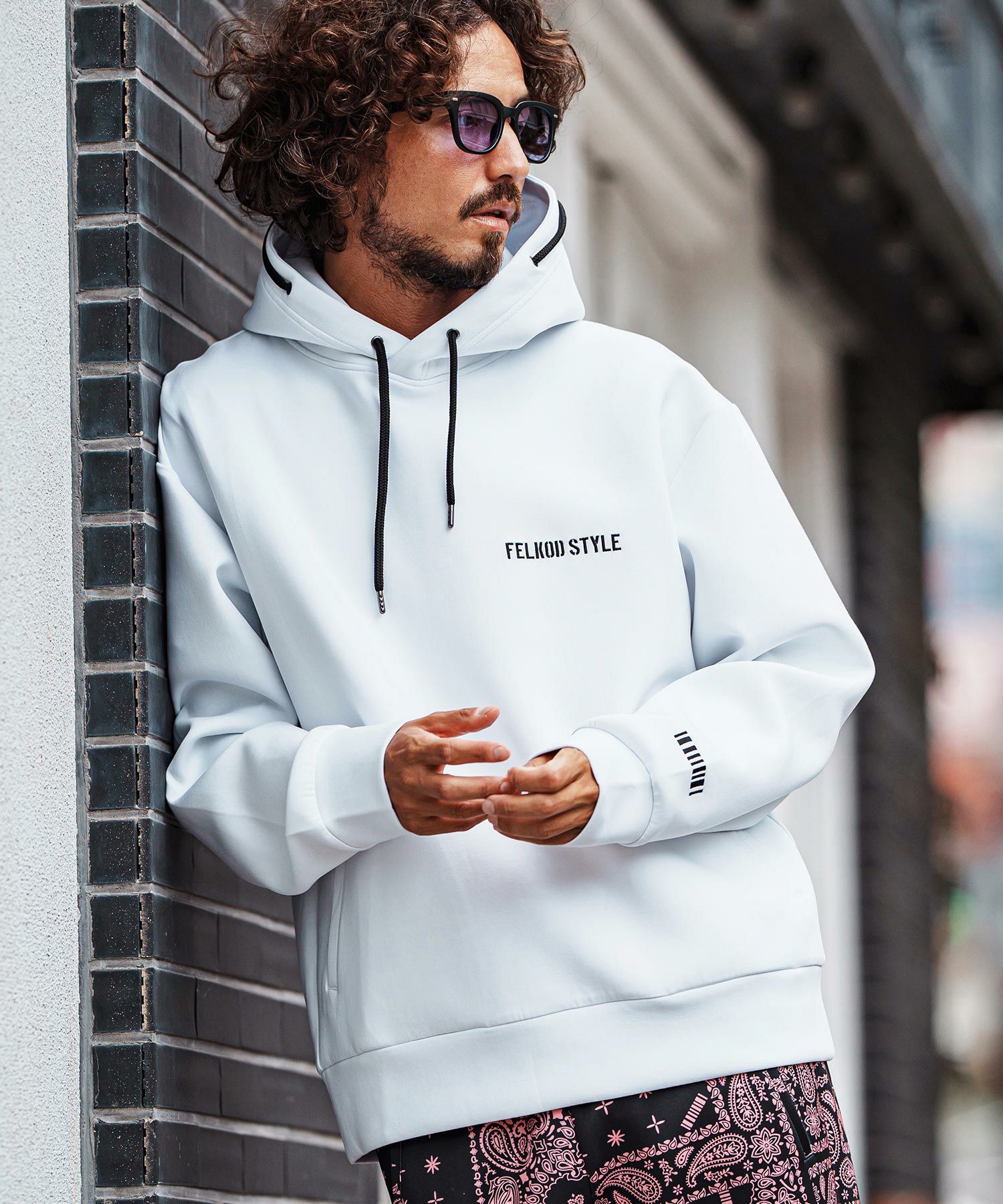 felkod(フィルコッド)】Distinctive Cardboard Knit Parka パーカー