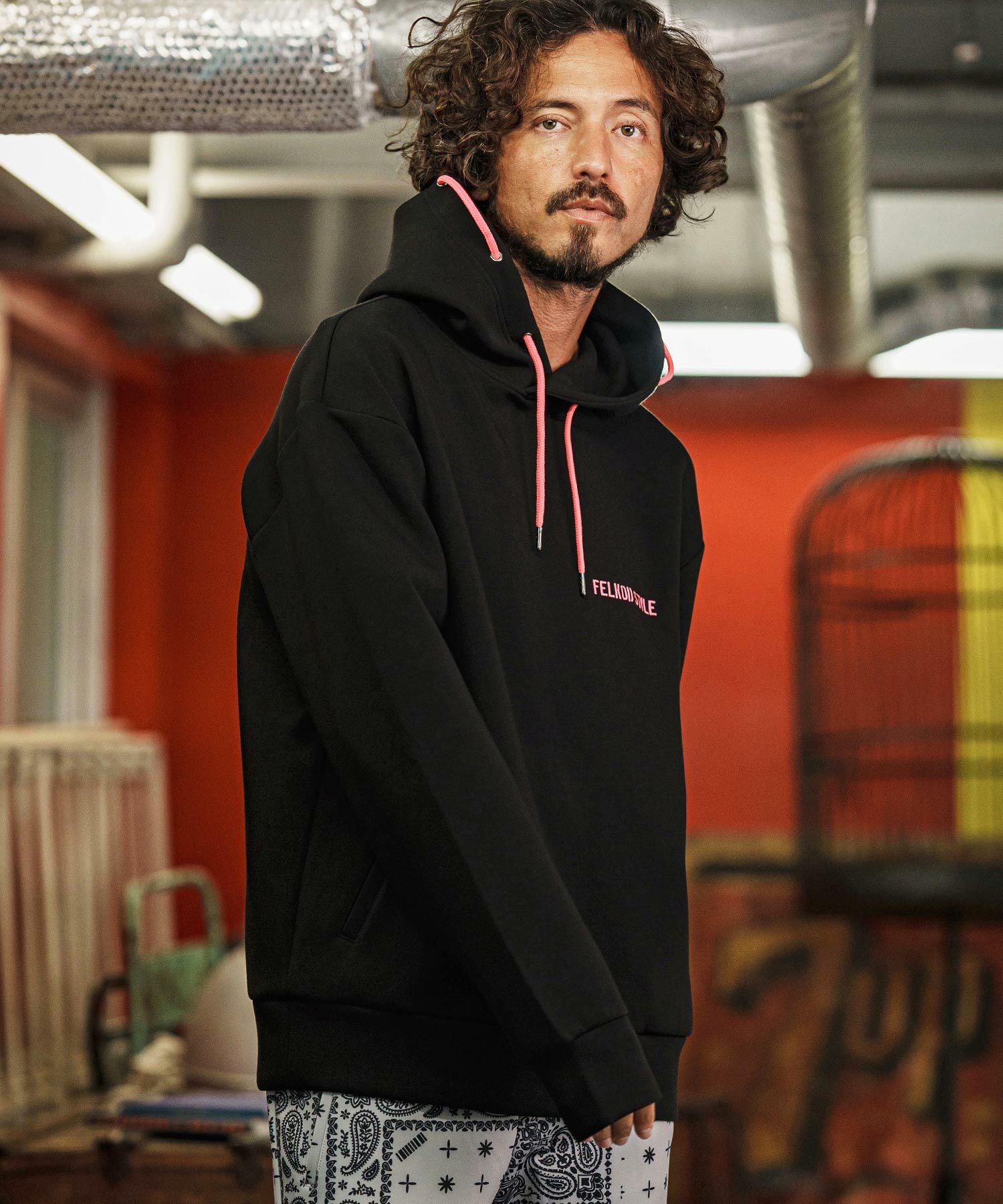 felkod(フィルコッド)】Distinctive Cardboard Knit Parka パーカー