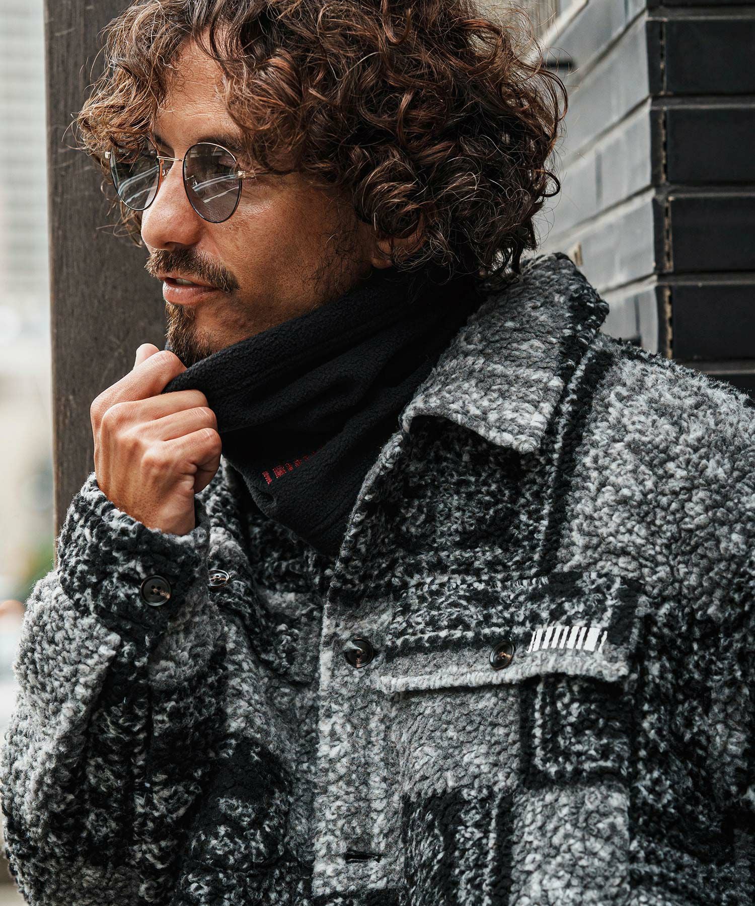 ■ ミンクのコート★ミンクのネックウォーマー付 ■ felkod(フィルコッド)】Barcode Embroidery Neck Warmer ネック