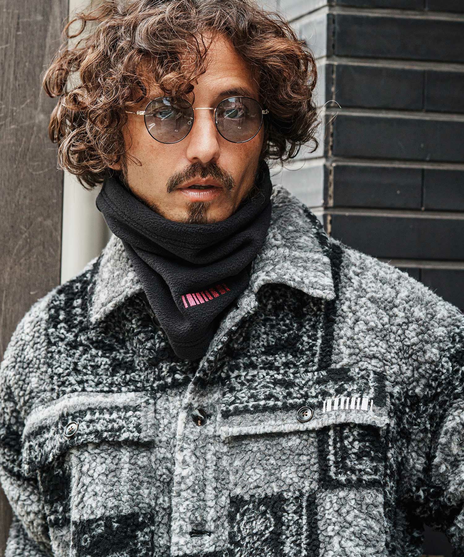 felkod(フィルコッド)】Barcode Embroidery Neck Warmer ネック