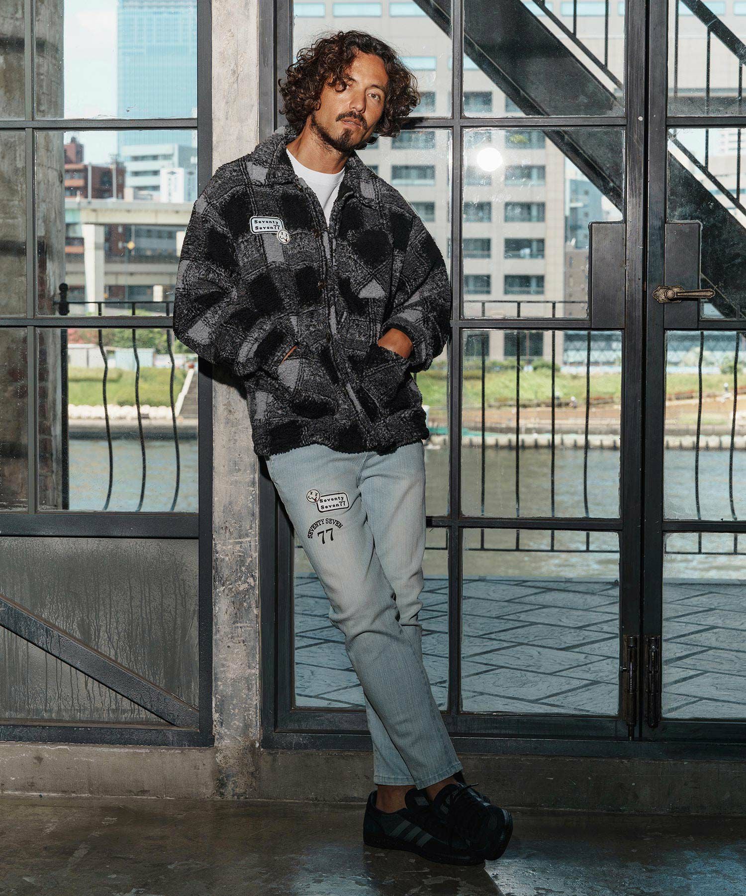 seventy seven(セブンティセブン)】easy denim pants イージーデニム