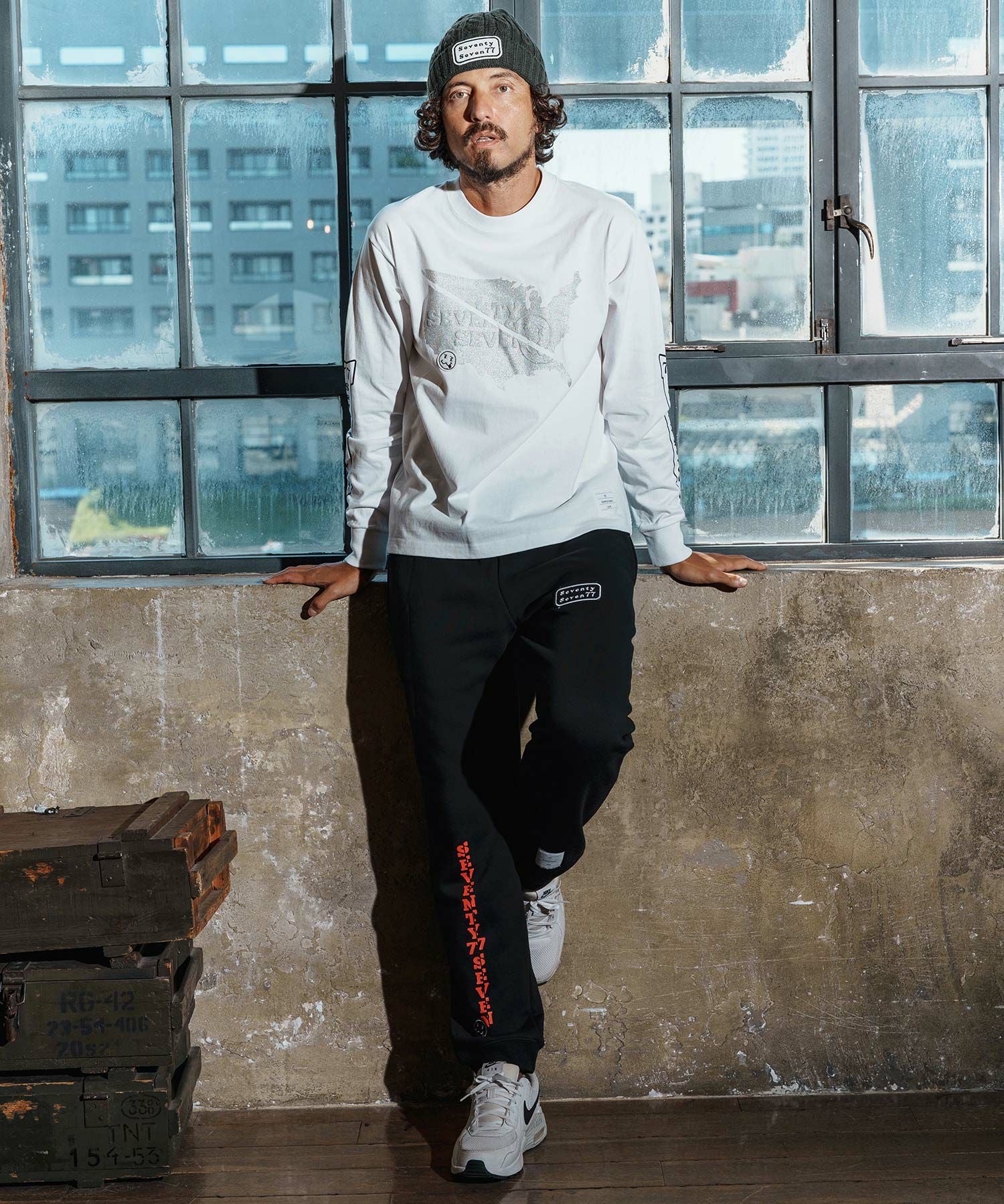 seventy seven(セブンティセブン)】cable knit cap(logo patch) ニット