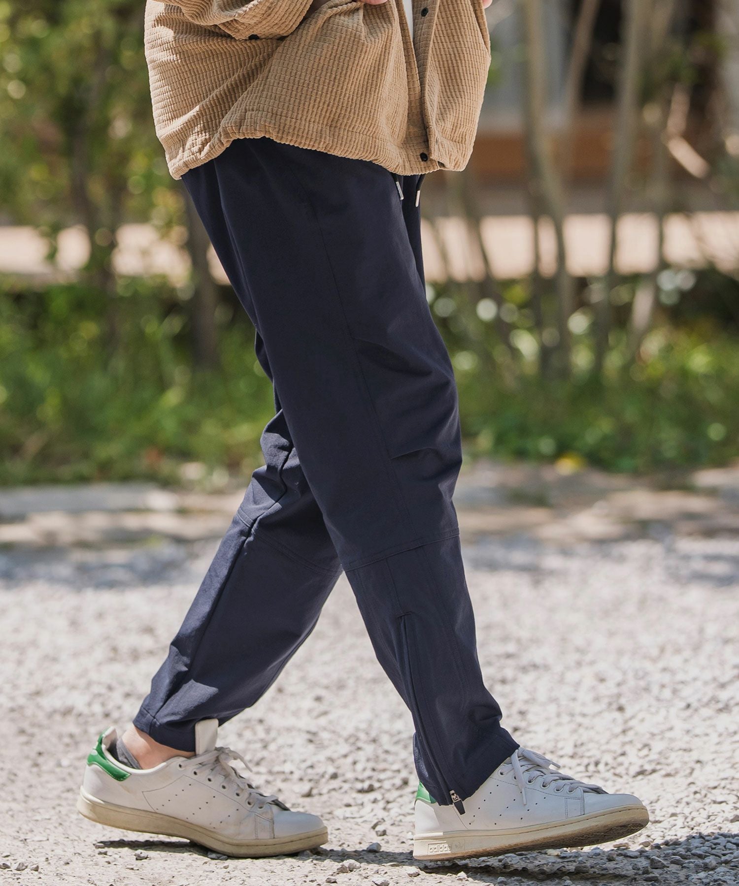 30%OFF【CAMBIO(カンビオ)】ナイロンストレッチ裾ZIPパンツ(HLCM0209